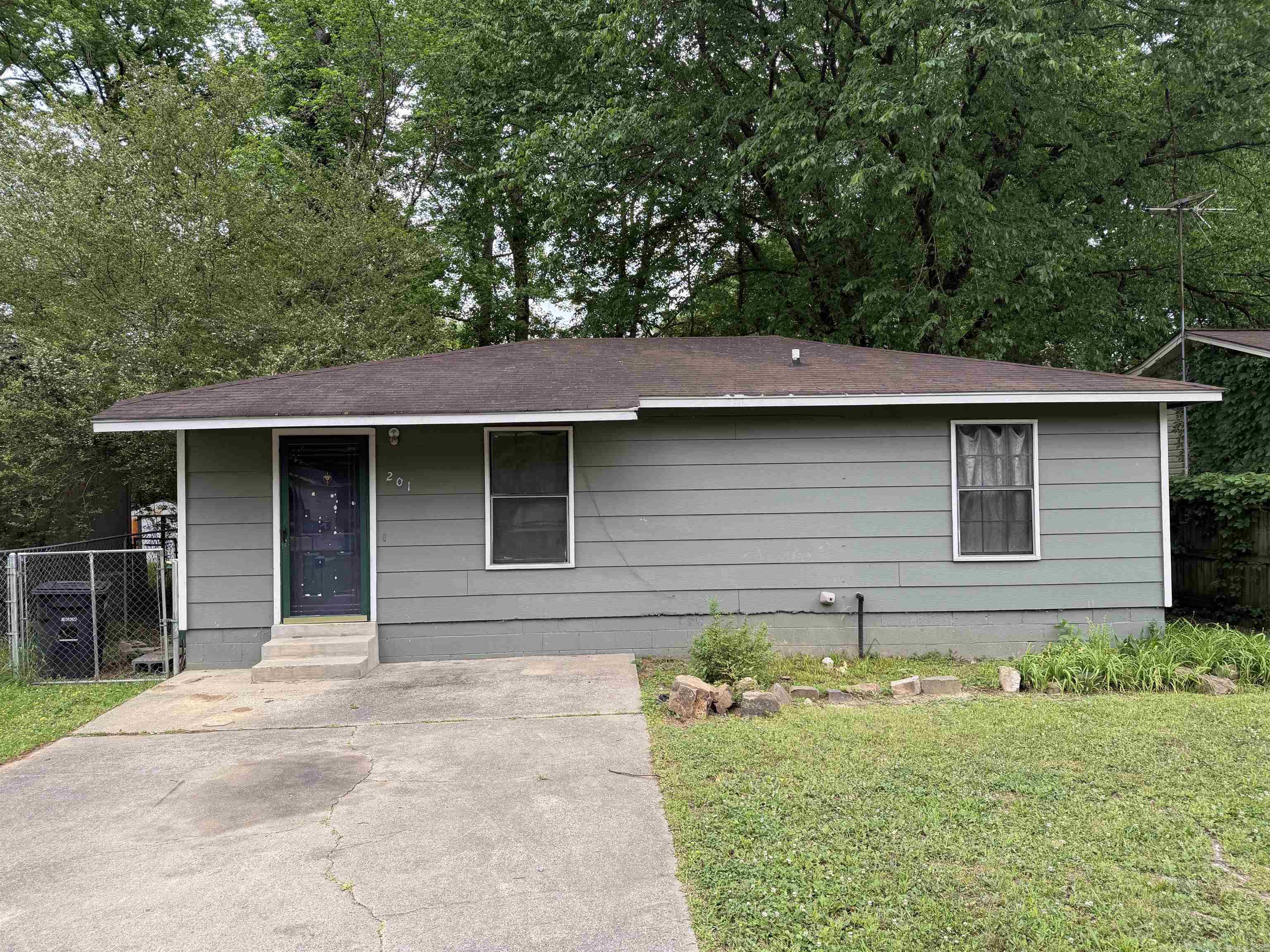 Nice starter home or investment property to add to a portfolio.  3BD 1BA Home with laminate flooring and updated appliances. To be sold as is.  Also part of package multi family properties:  41 Compass Pt. #26018965, 14 Compass Pt. #26018964, 200 Wright #26018966.  Agents see remarks.