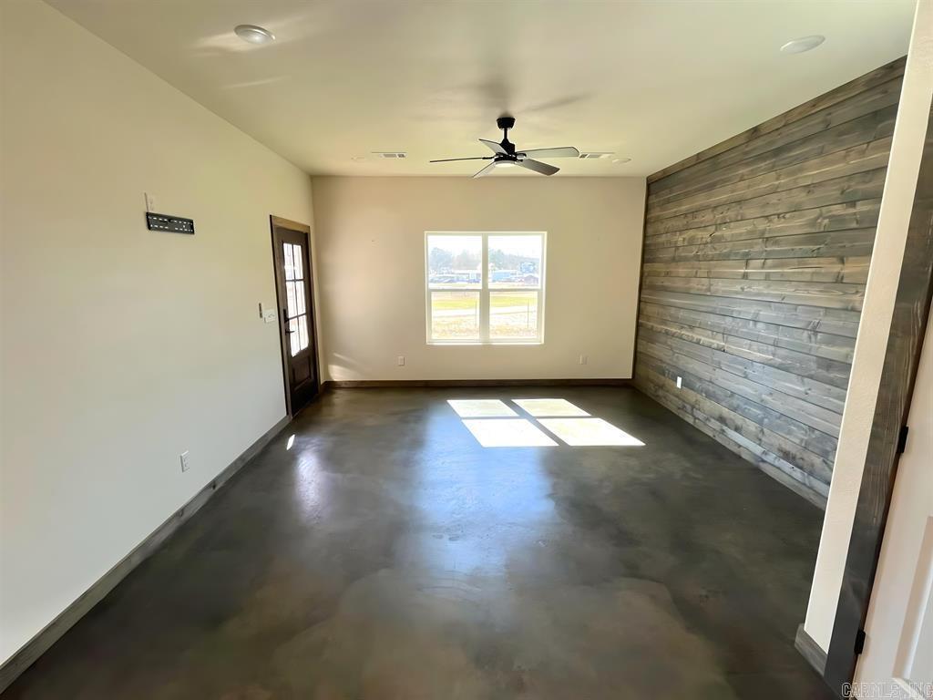 Mena Original - Residential Lease