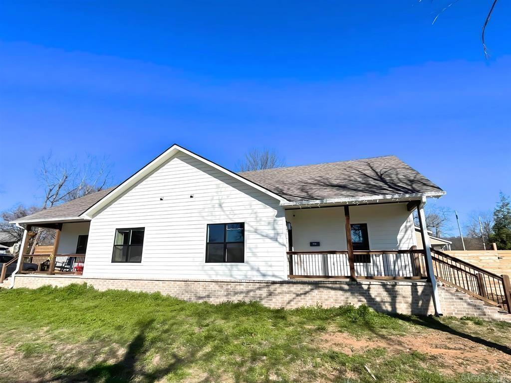 Mena Original - Residential Lease