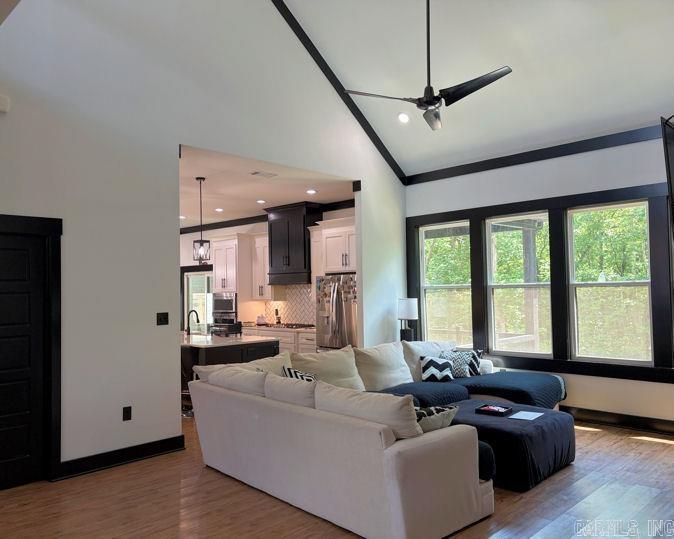 FLETCHER VALLEY "FLETCHER RIDGE" - Residential Lease