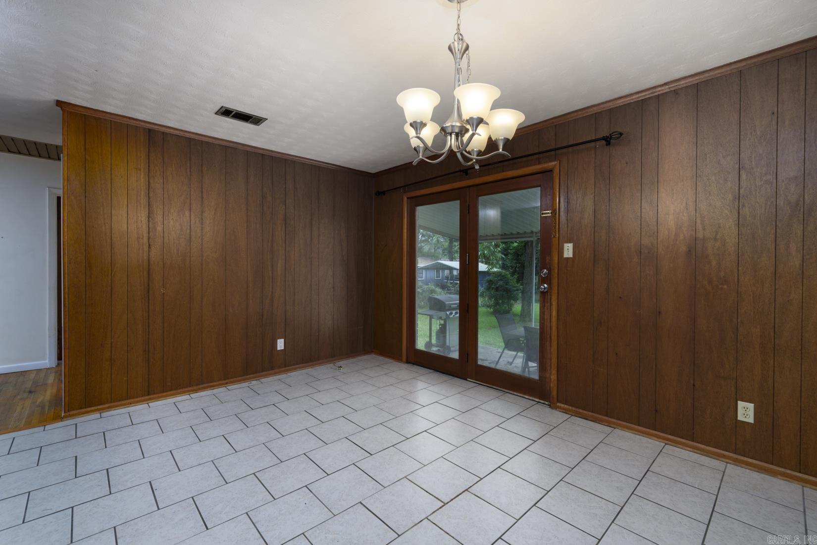 INDIANHEAD LAKES EST - Residential