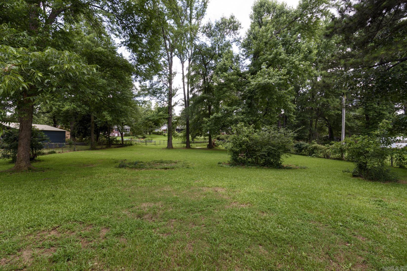 INDIANHEAD LAKES EST - Residential
