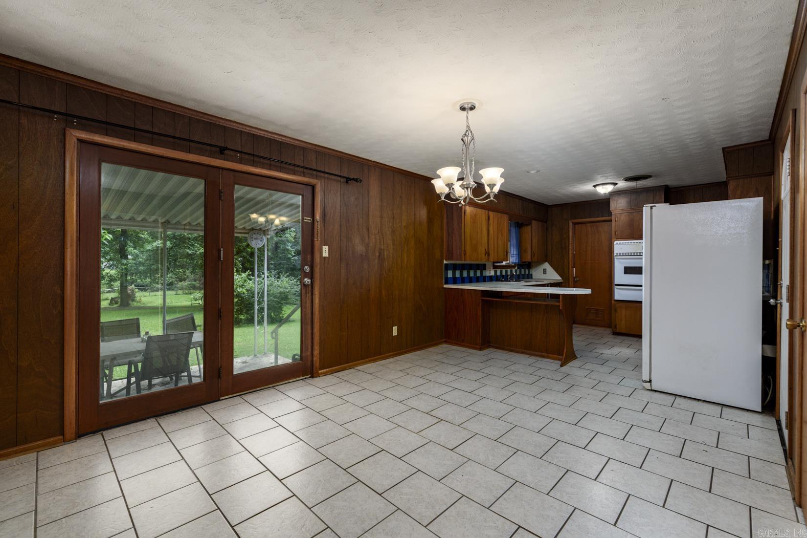INDIANHEAD LAKES EST - Residential