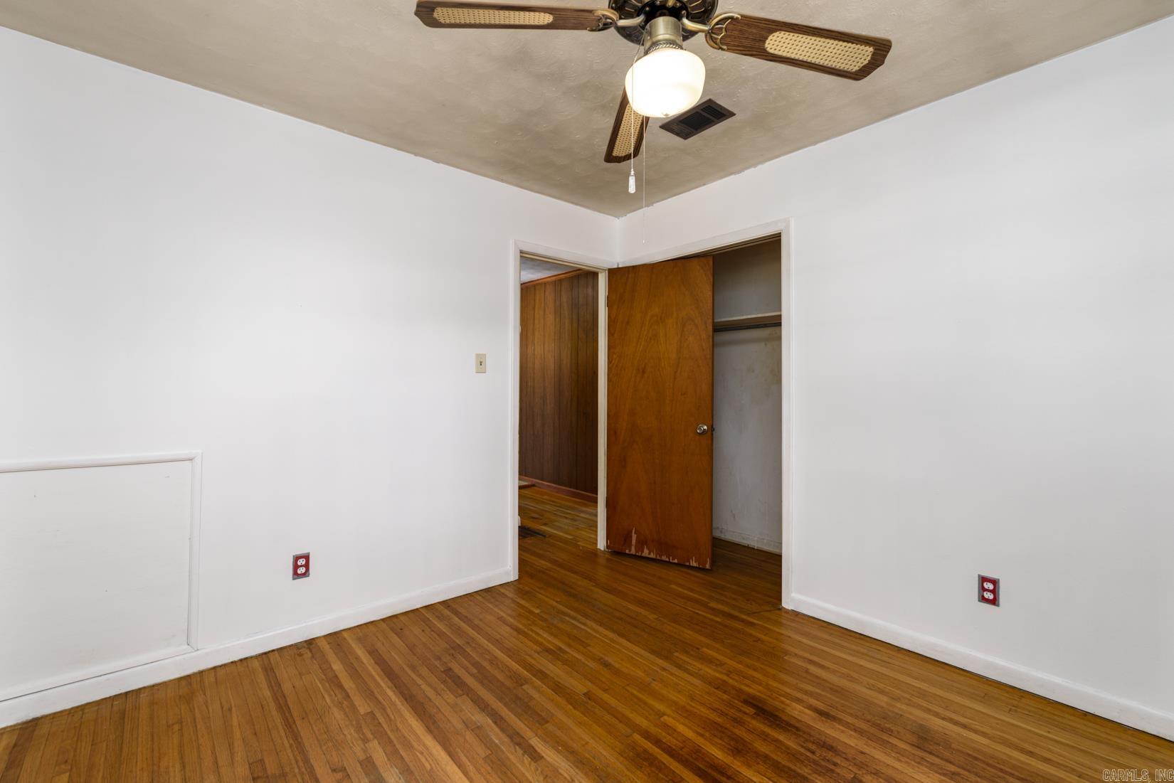 INDIANHEAD LAKES EST - Residential
