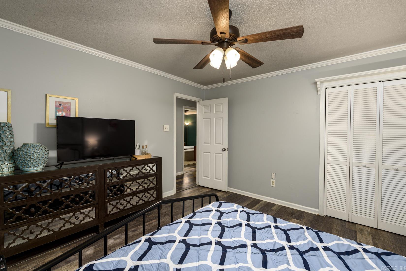 PLEASANT VIEW - Residential