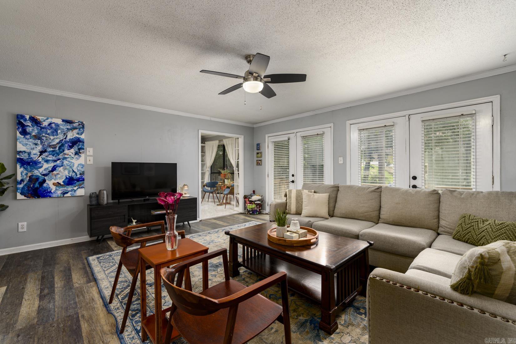 PLEASANT VIEW - Residential
