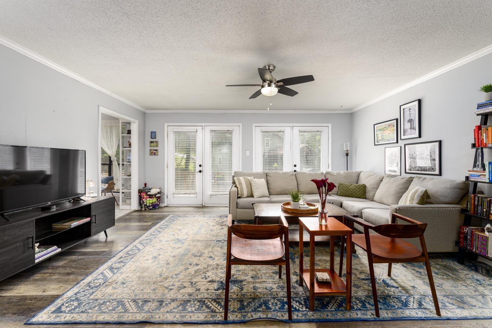 PLEASANT VIEW - Residential