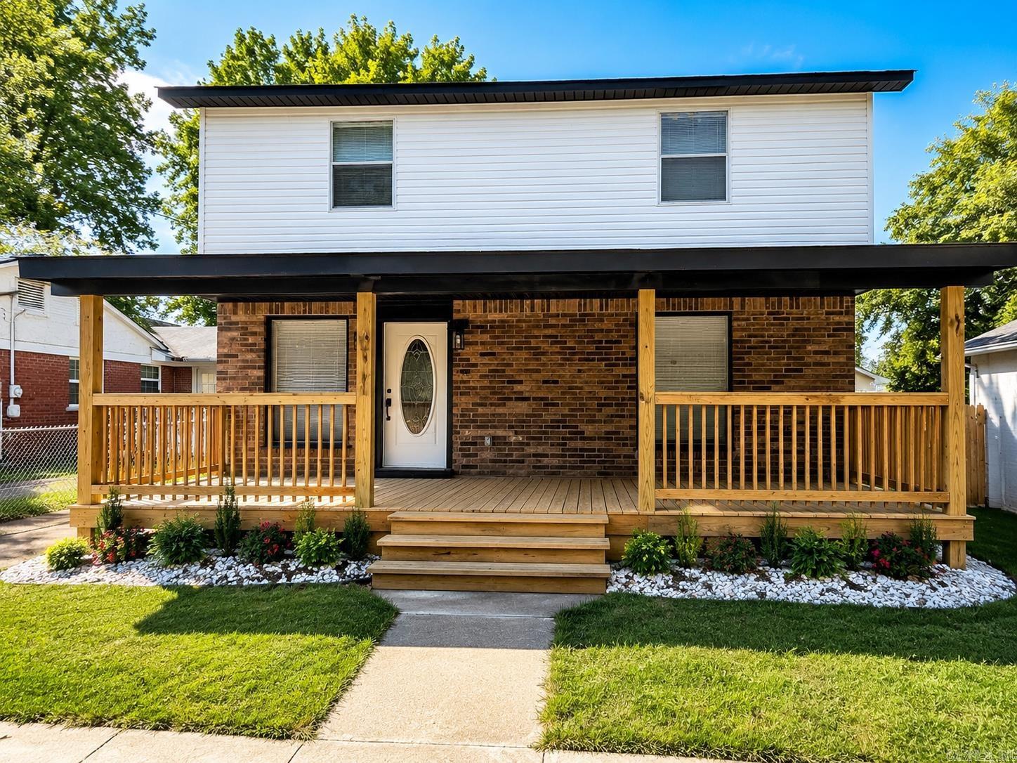 EAST CENTRAL - Residential