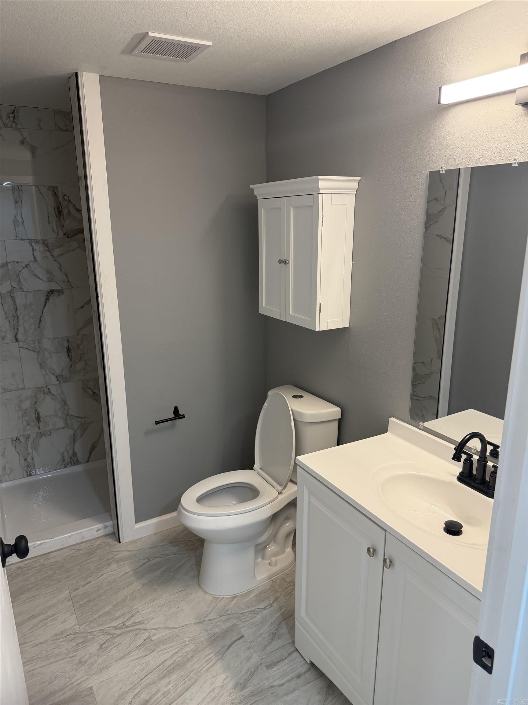 EAST CENTRAL - Residential