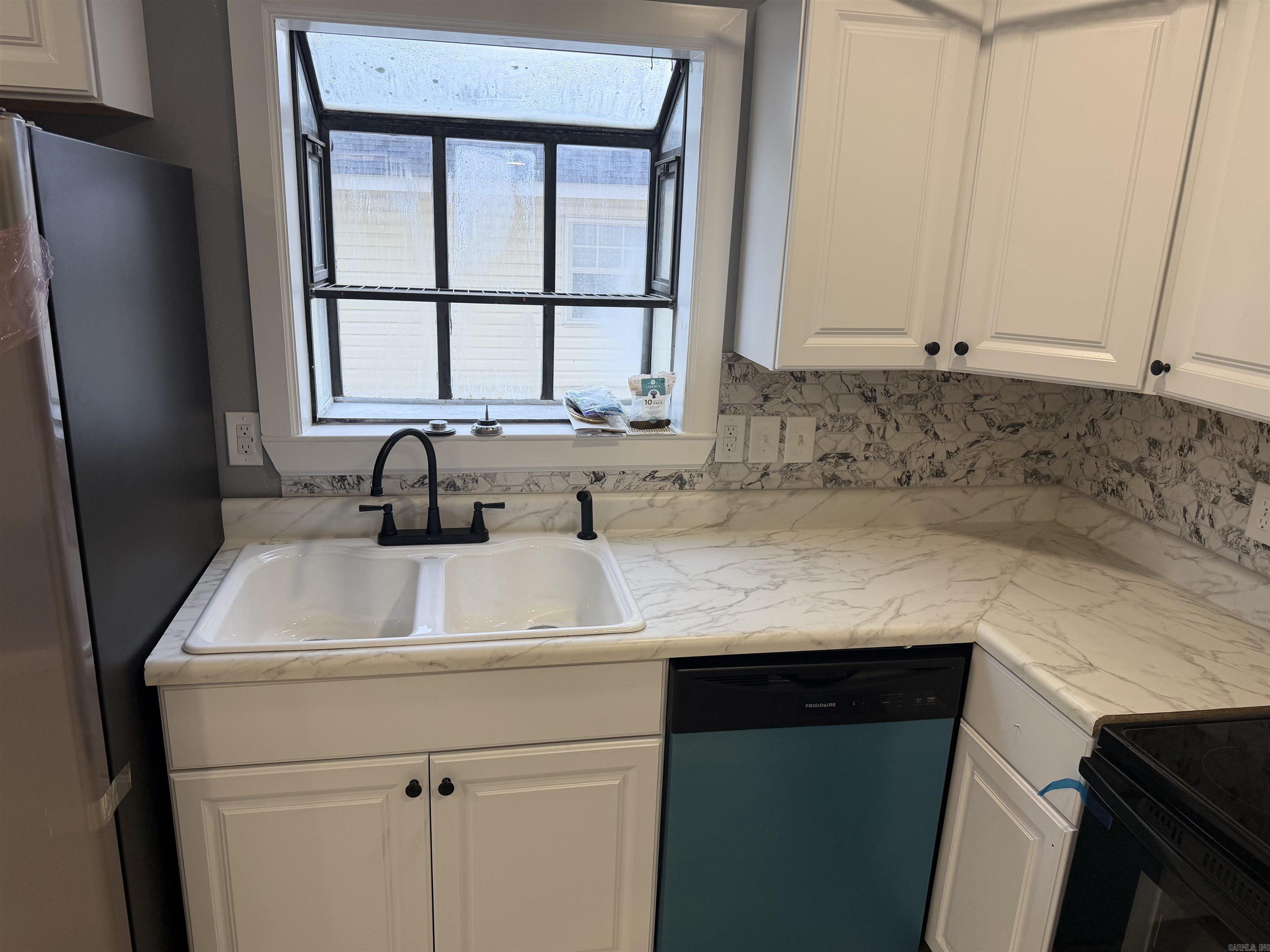 EAST CENTRAL - Residential