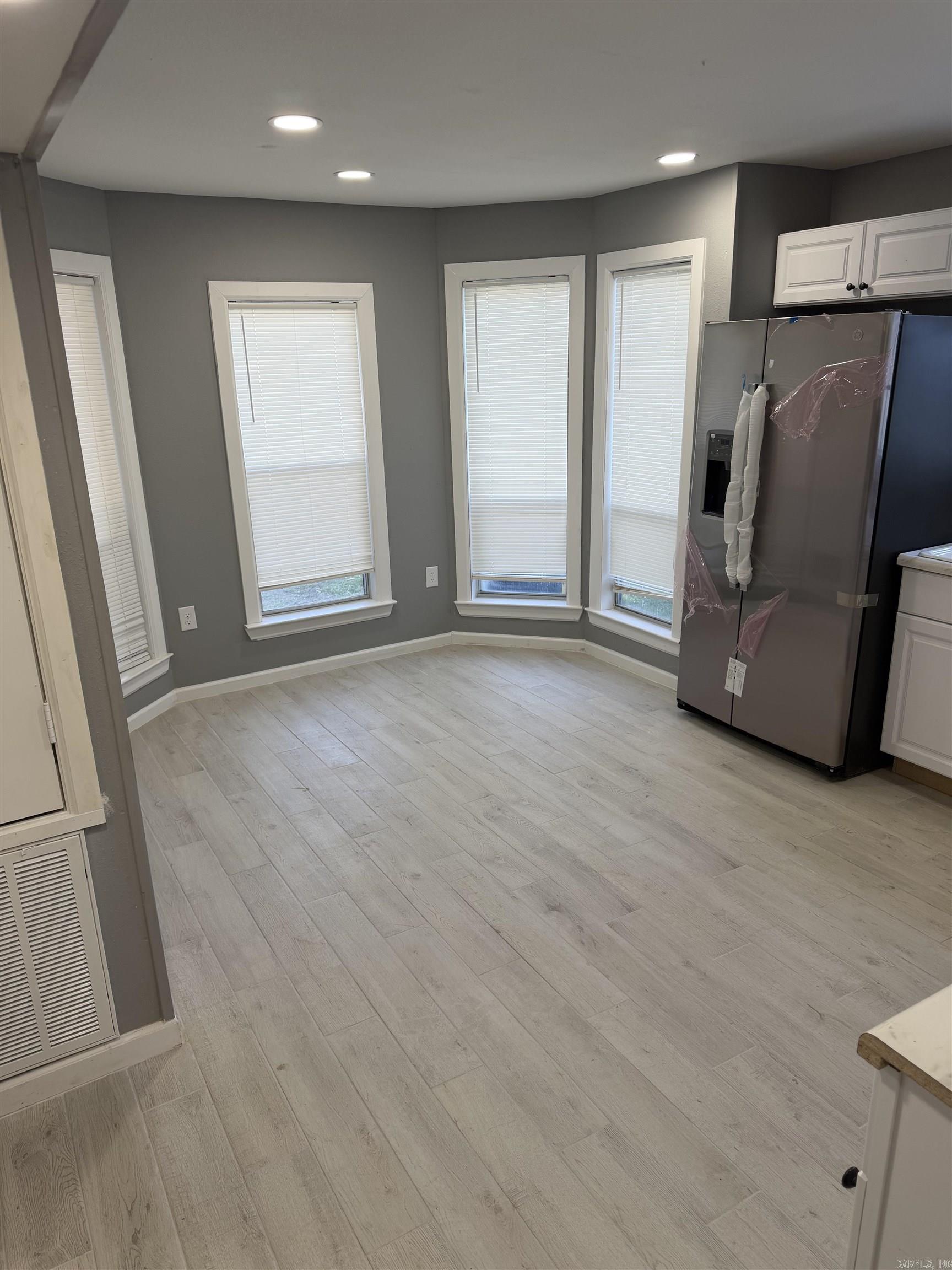 EAST CENTRAL - Residential
