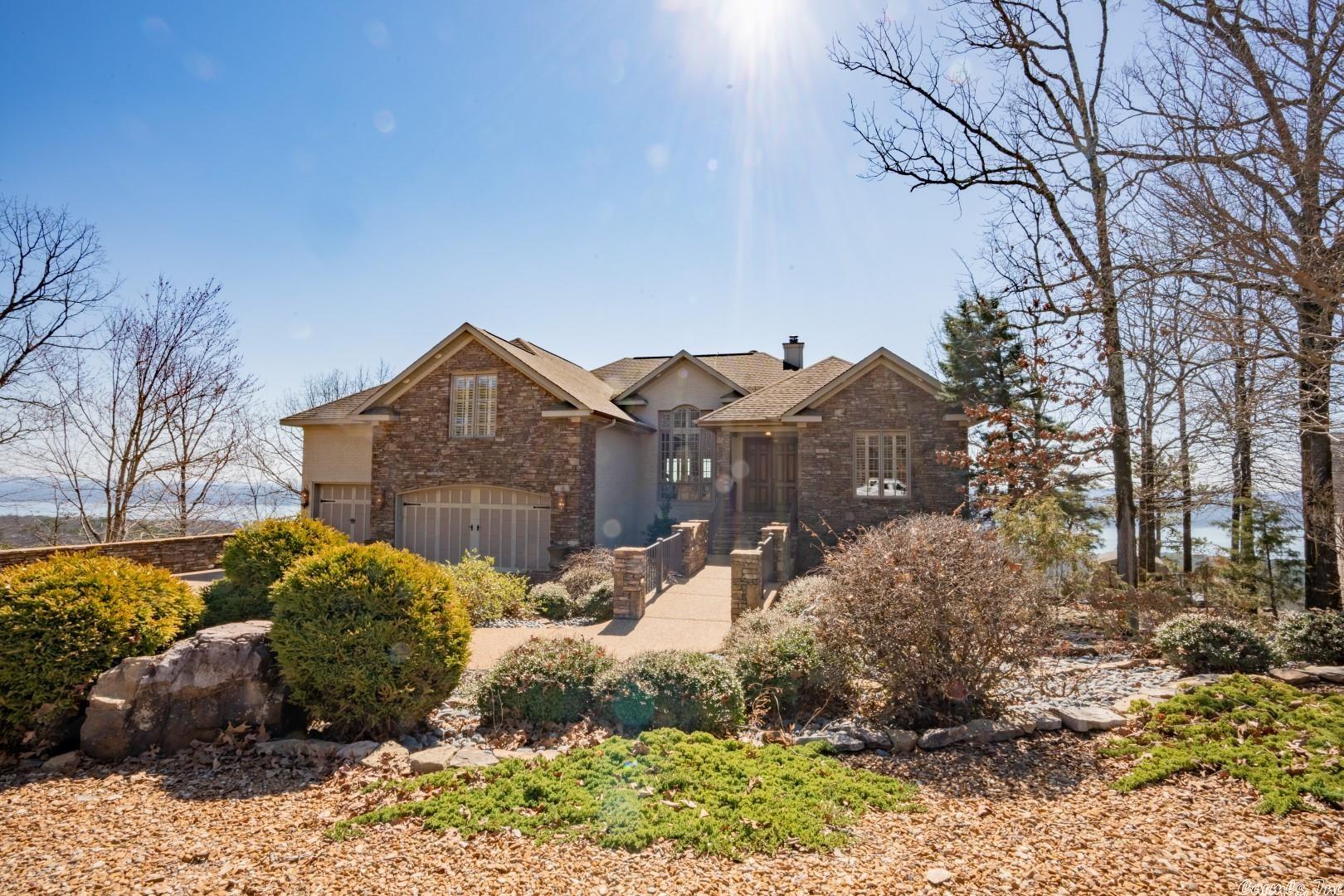 EAGLE RIDGE - Residential