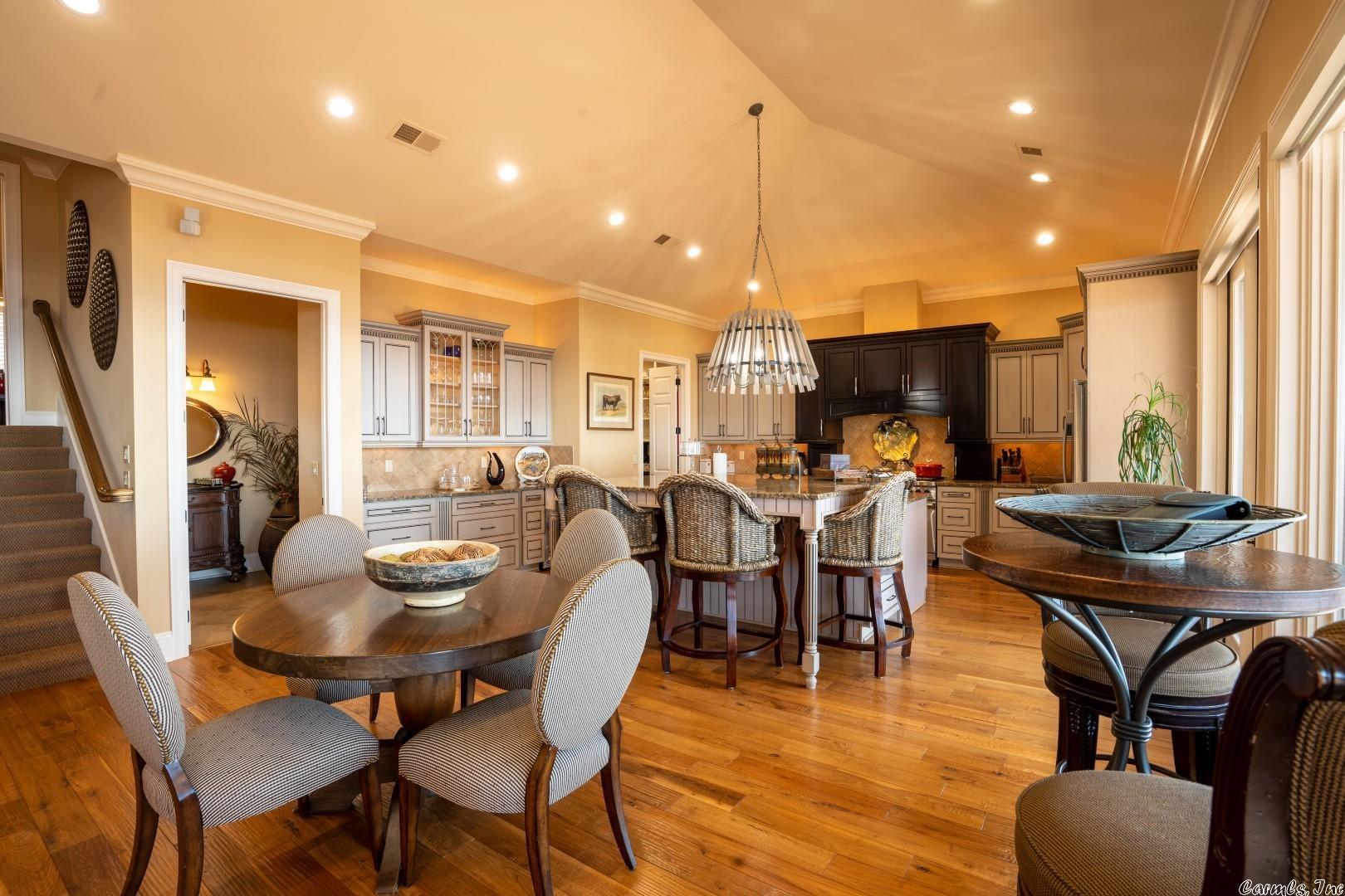 EAGLE RIDGE - Residential