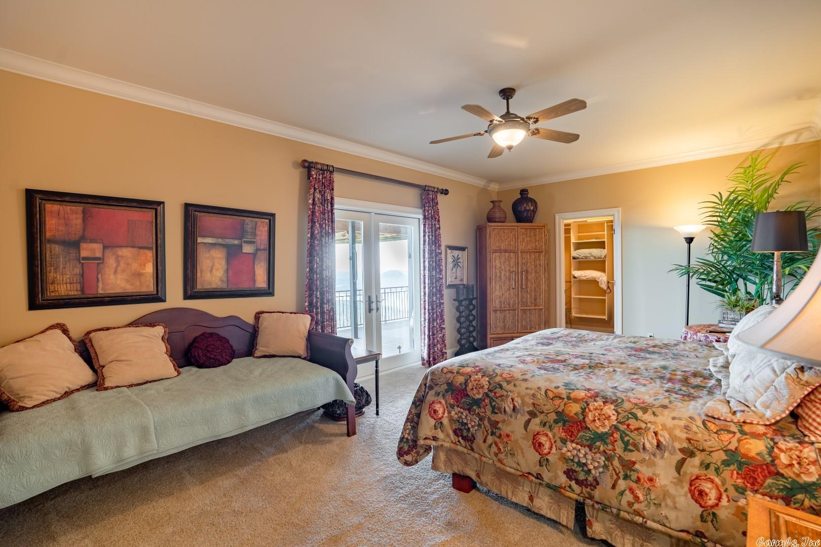 EAGLE RIDGE - Residential