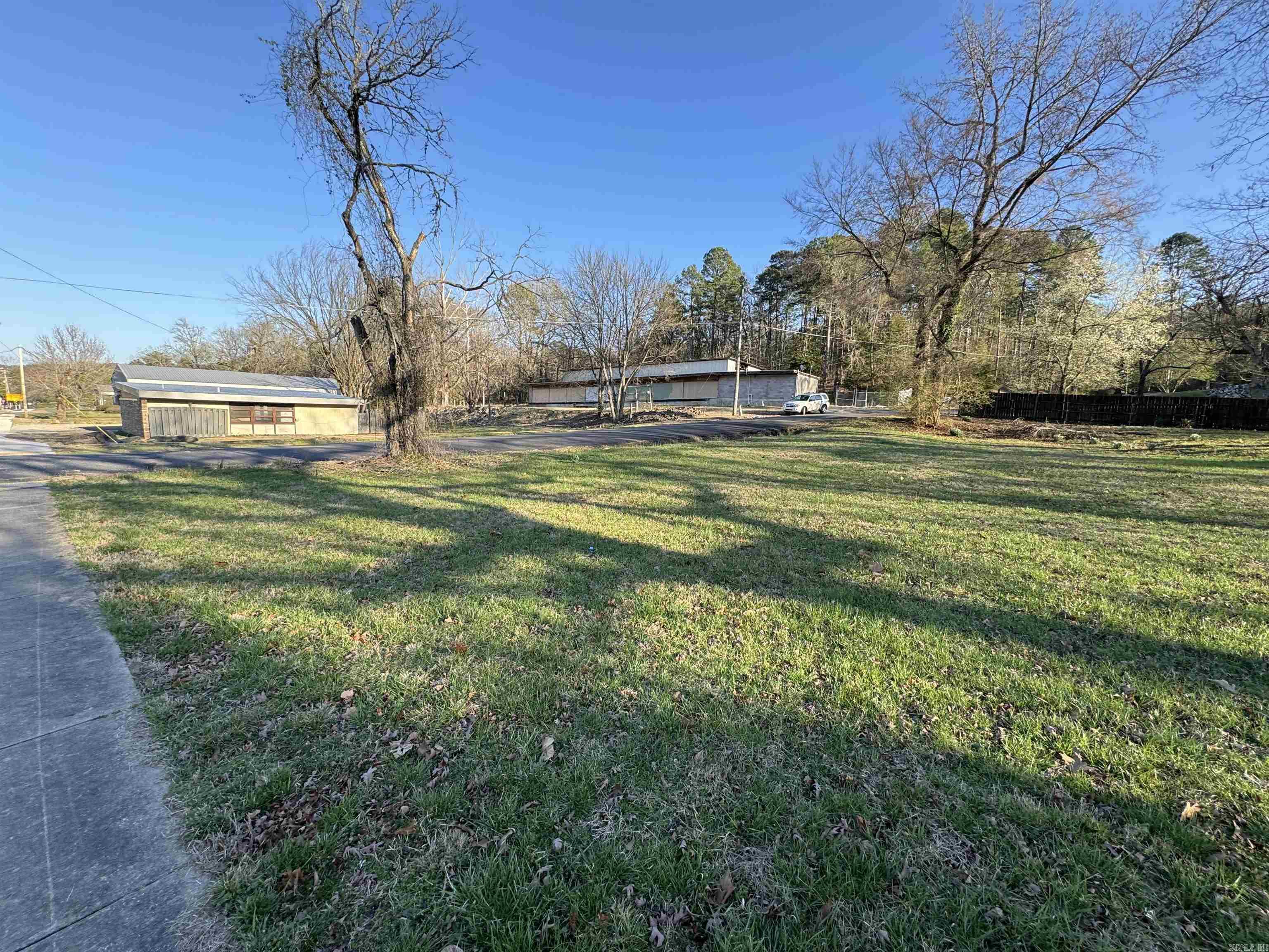 Dodson TM - Land