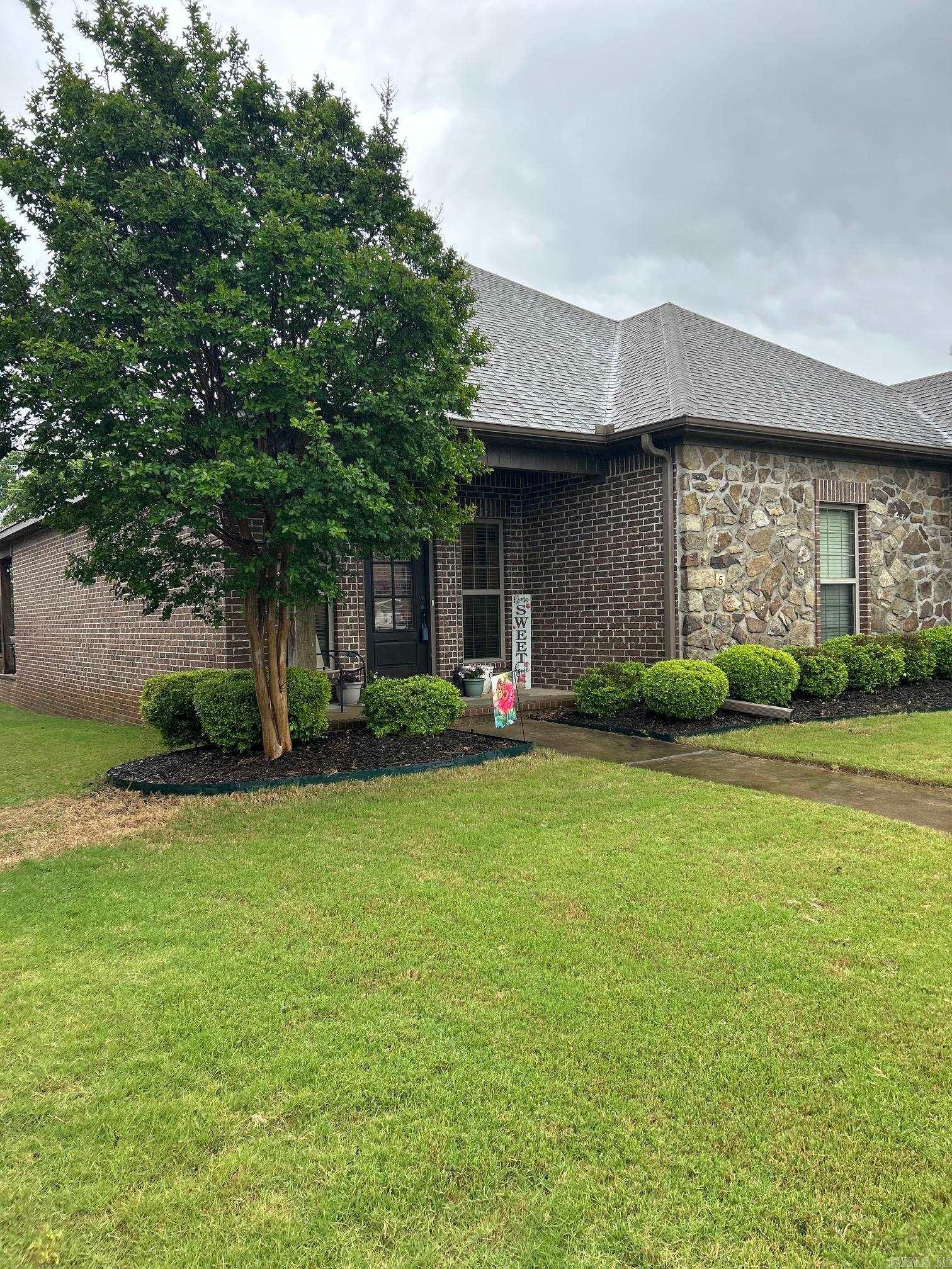 THE POINTE AT SOUTHWIND - Residential