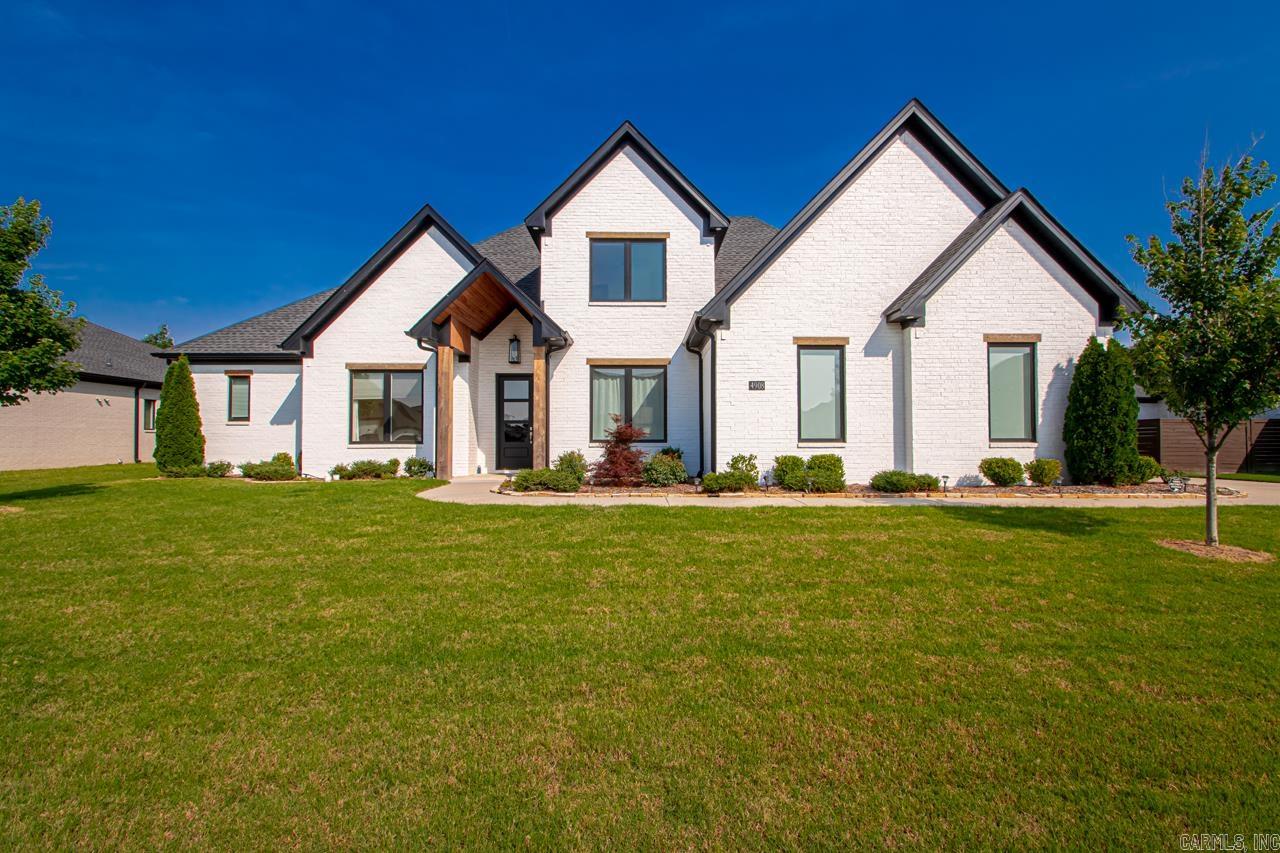 THE POINTE HURRICANE ESTATES - Residential