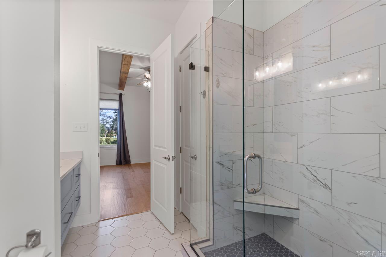THE POINTE HURRICANE ESTATES - Residential