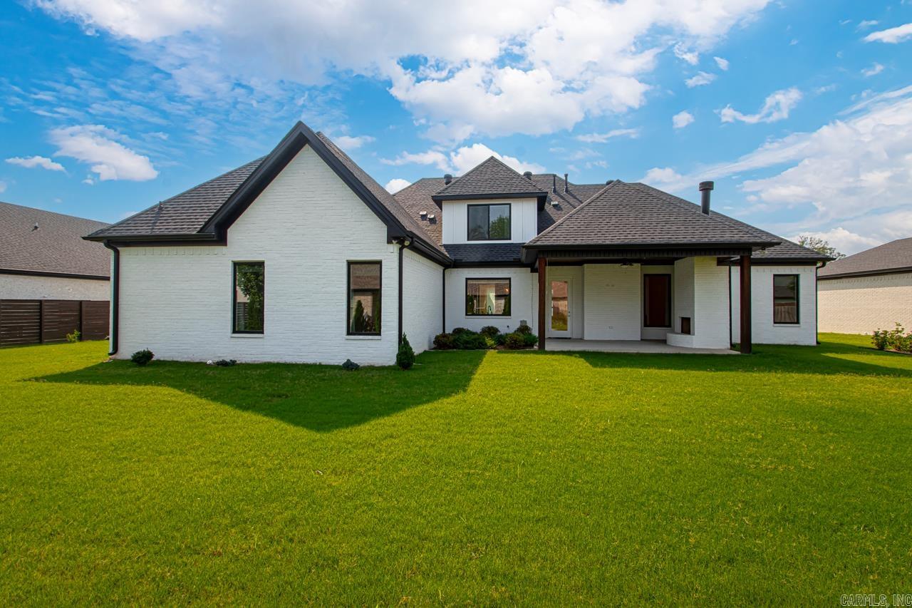 THE POINTE HURRICANE ESTATES - Residential