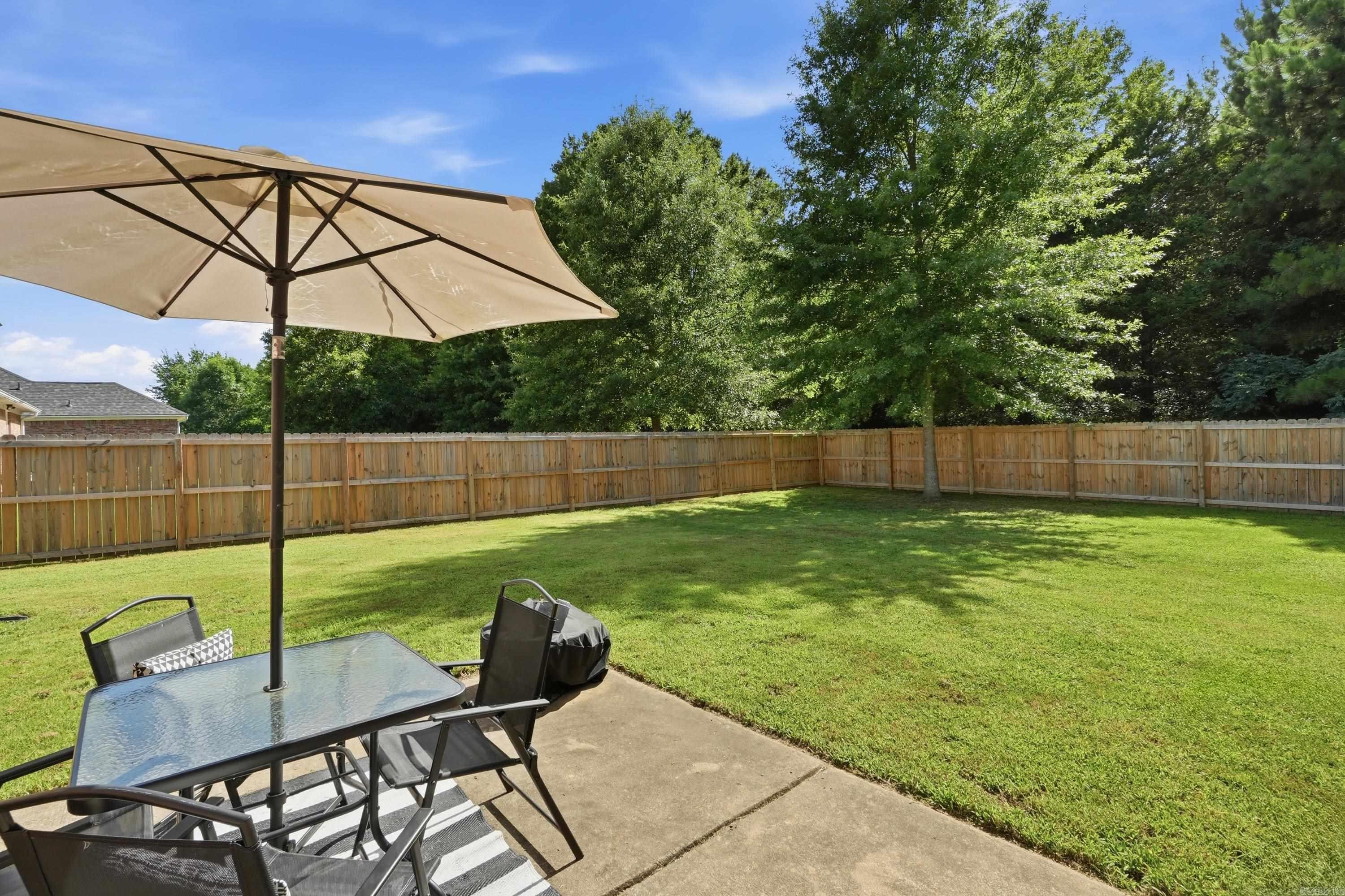 CHESTNUT MEADOWS - Residential
