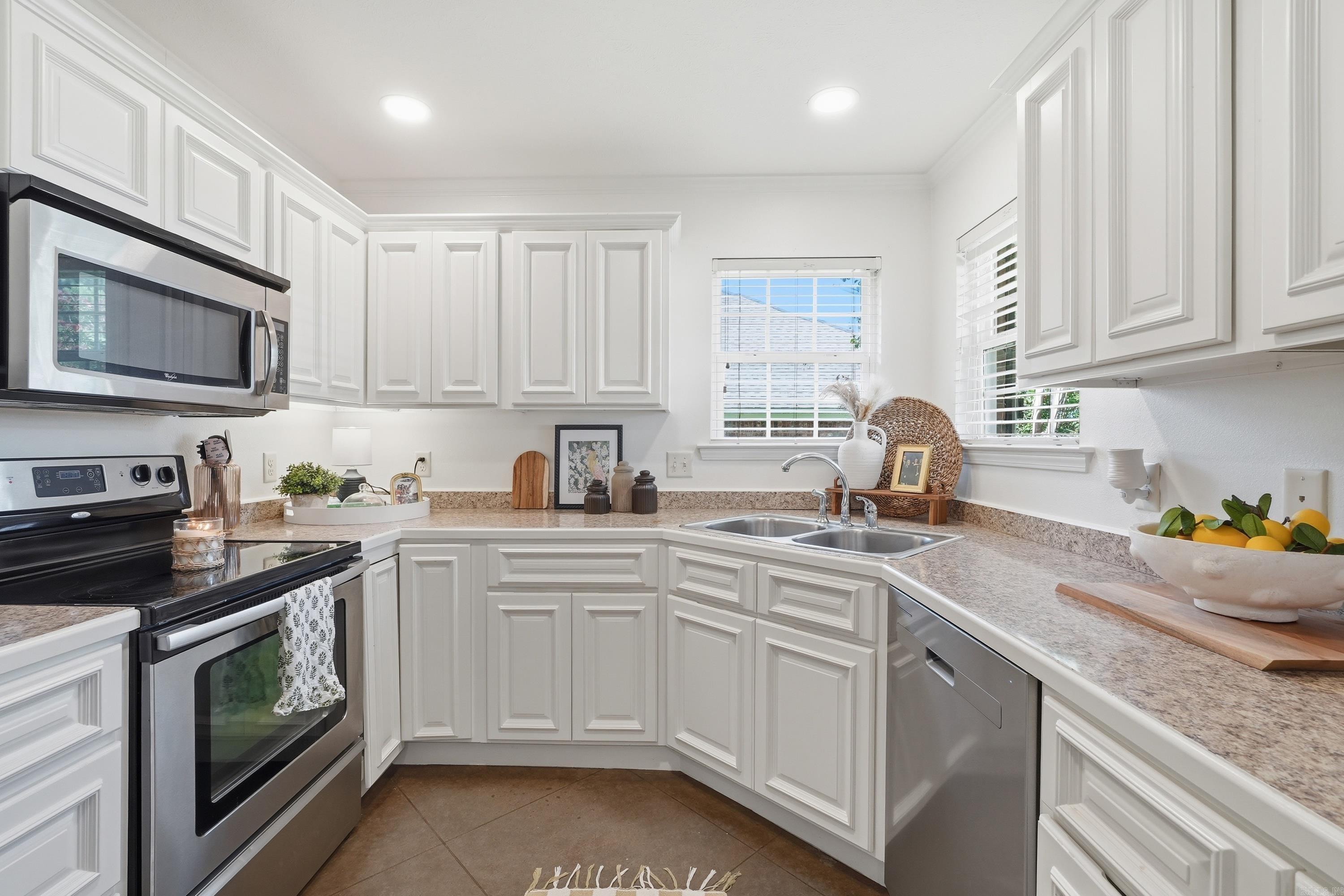 CHESTNUT MEADOWS - Residential