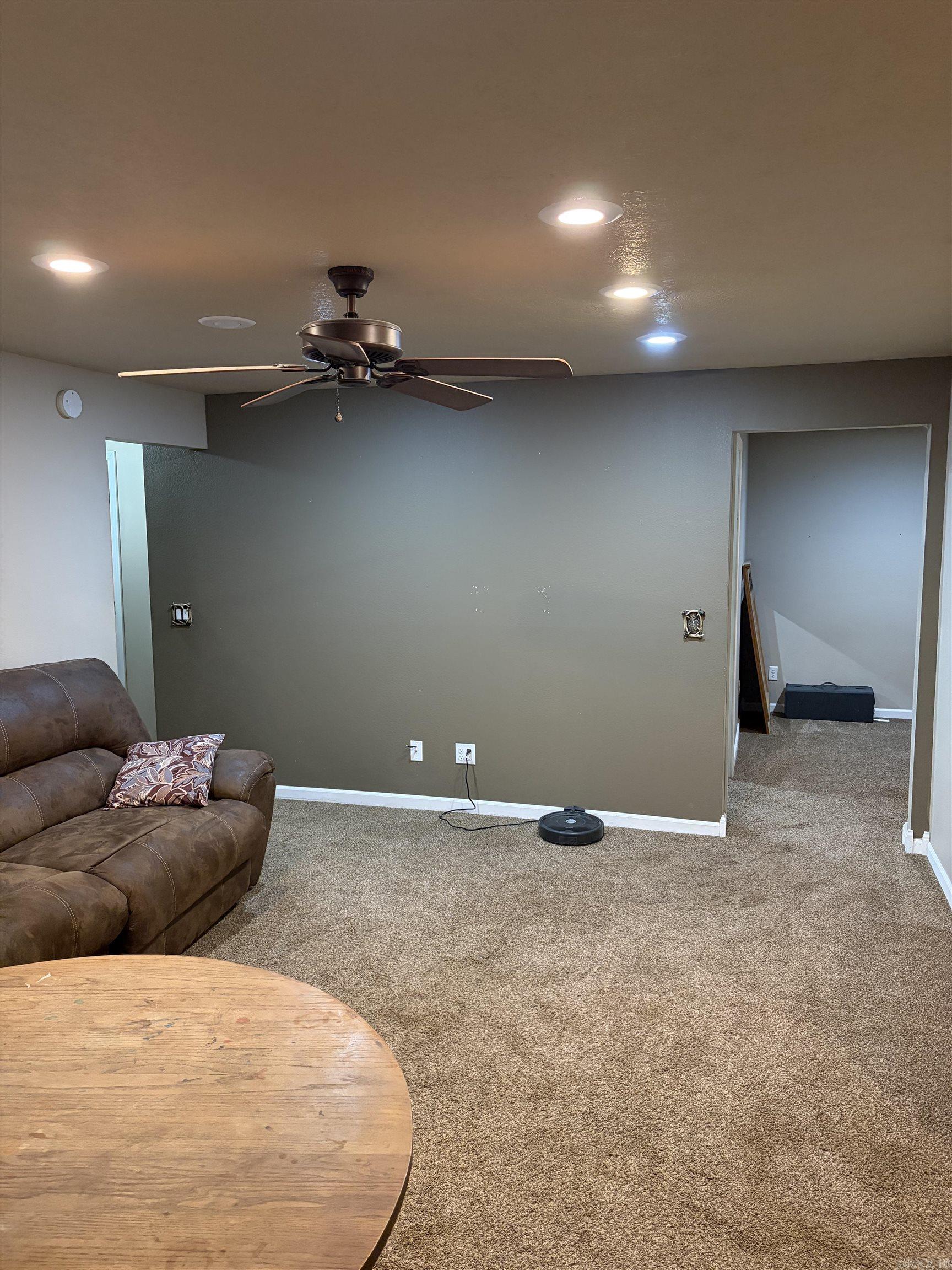 PILOT HILL - Residential