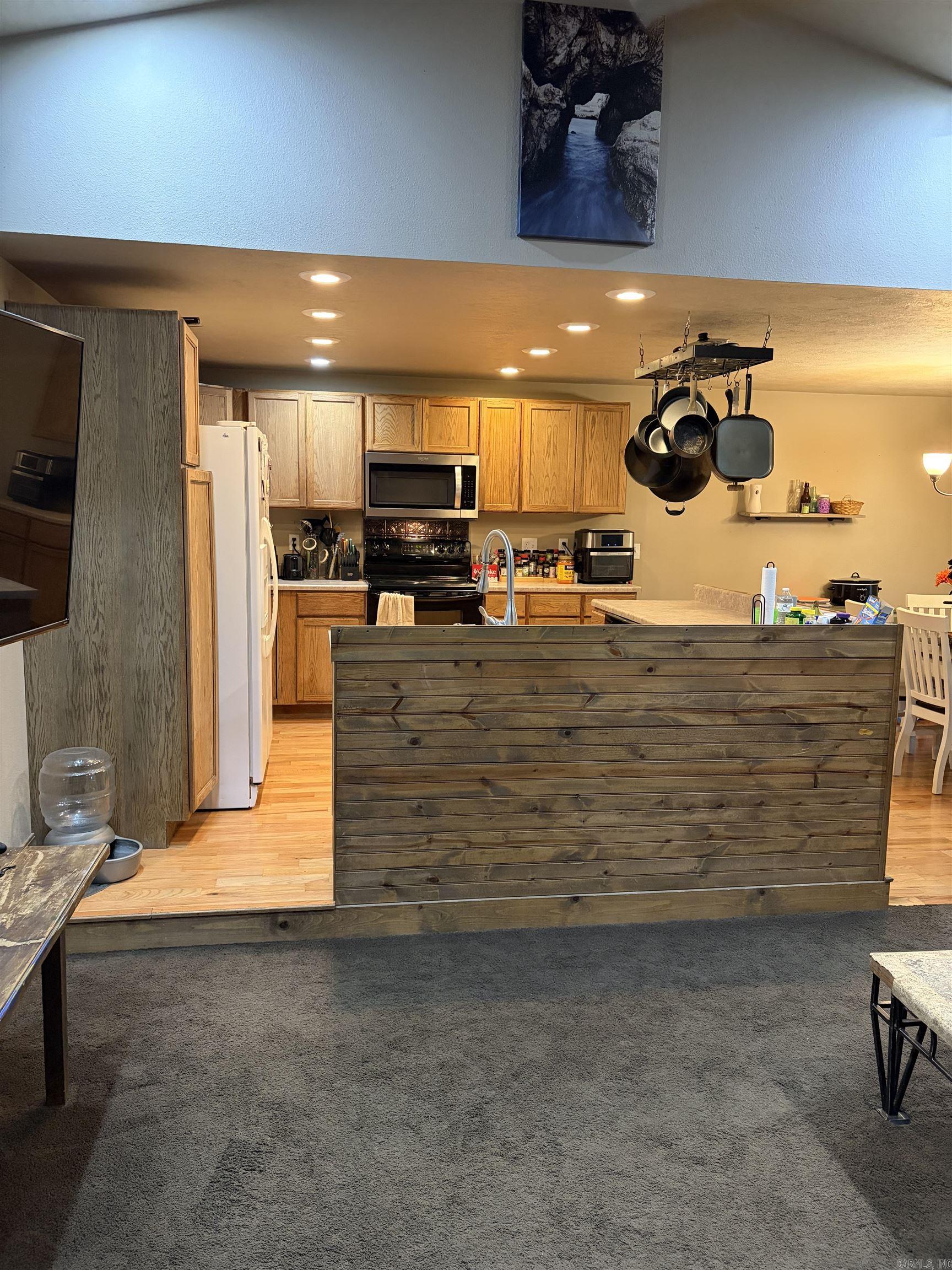 PILOT HILL - Residential