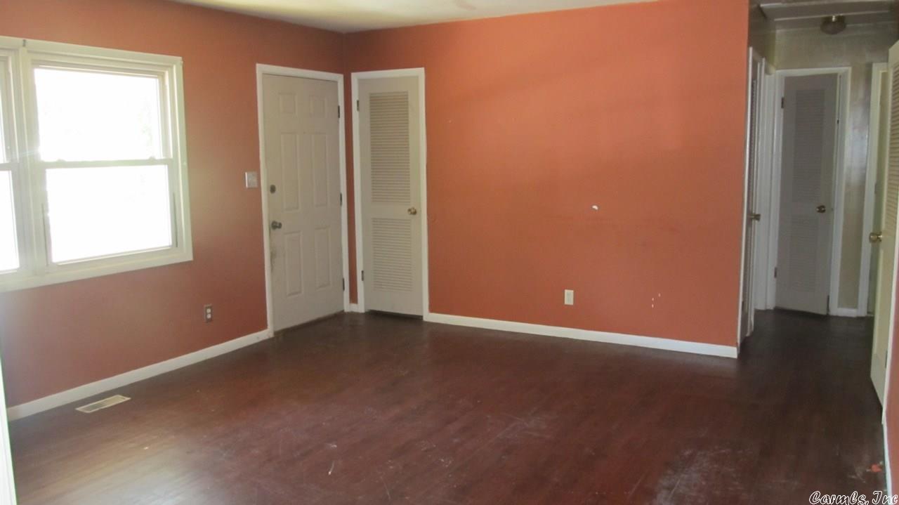 Navajo Third - Residential