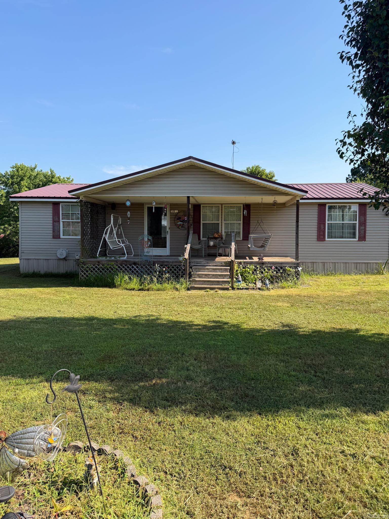 Quiet and charming home in the country.