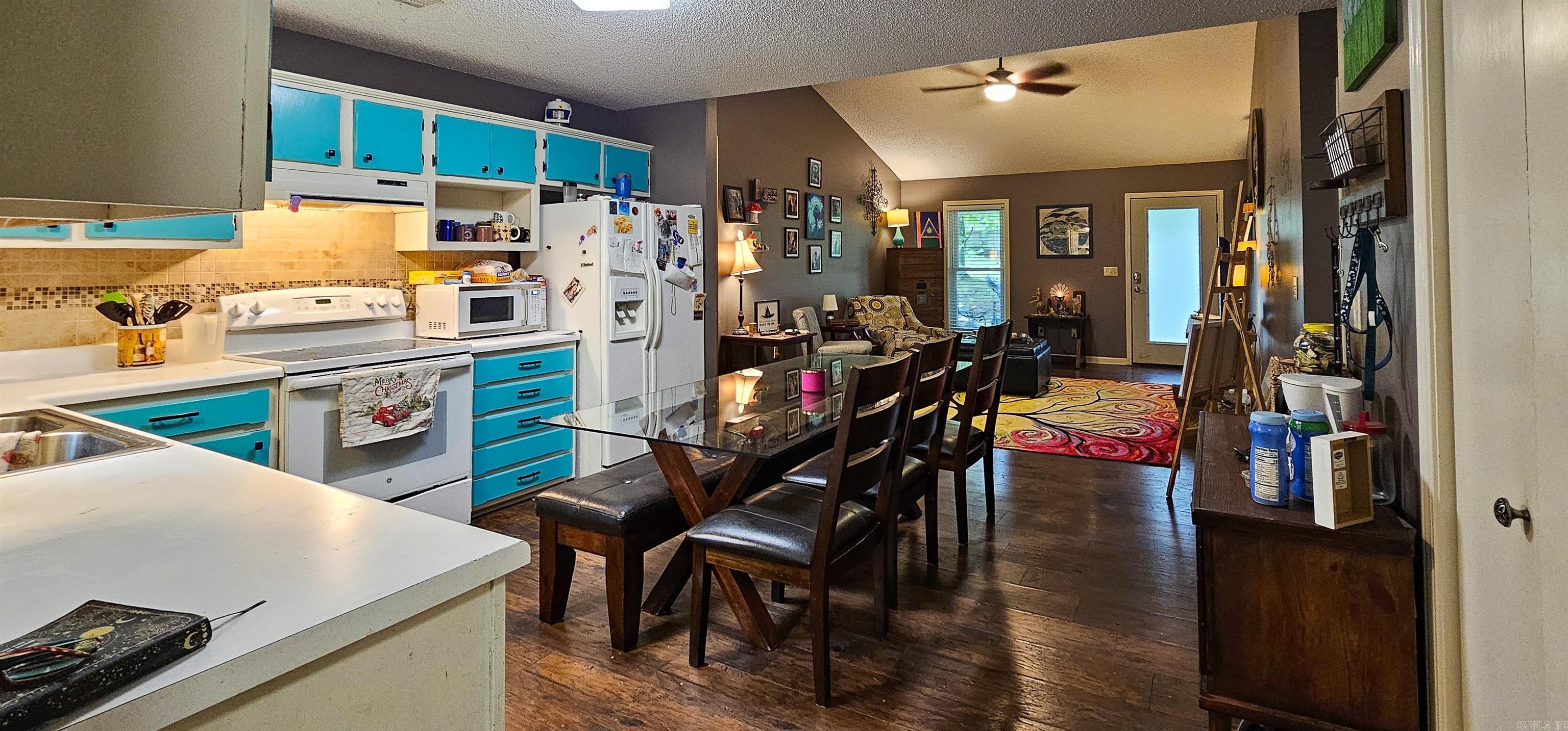CLAYTONS - Residential