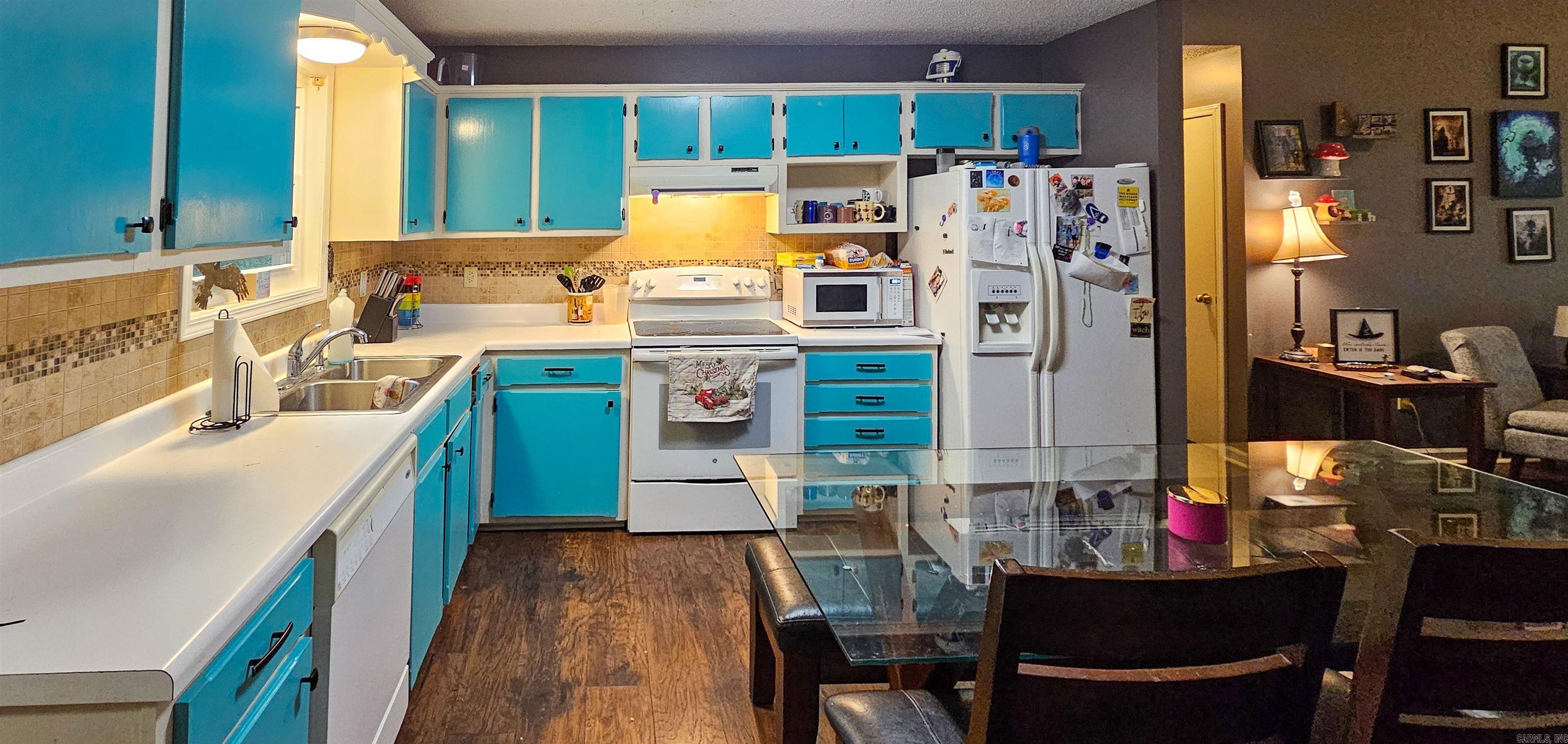CLAYTONS - Residential