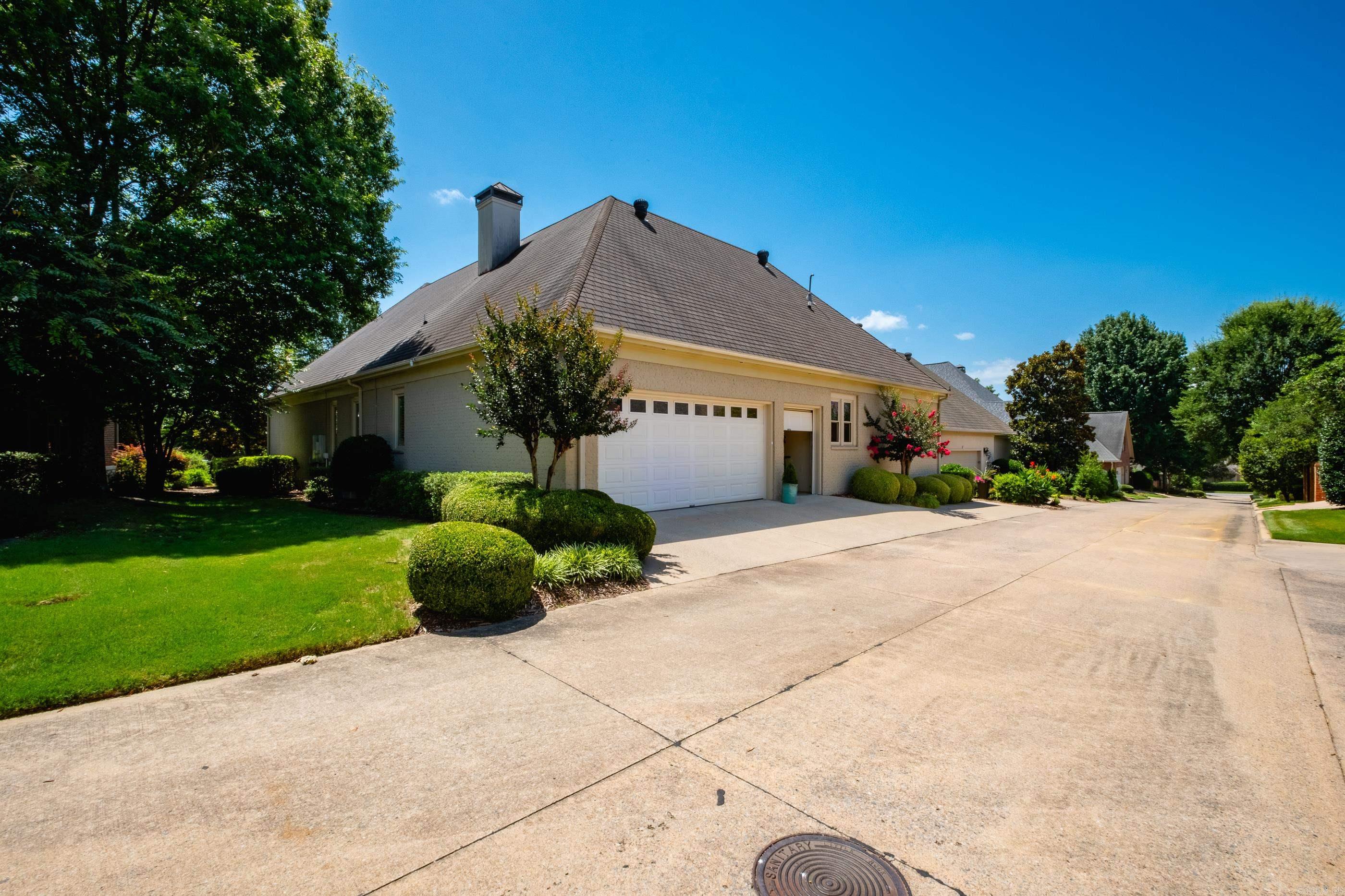 CHENAL VALLEY THE OAKS - Residential