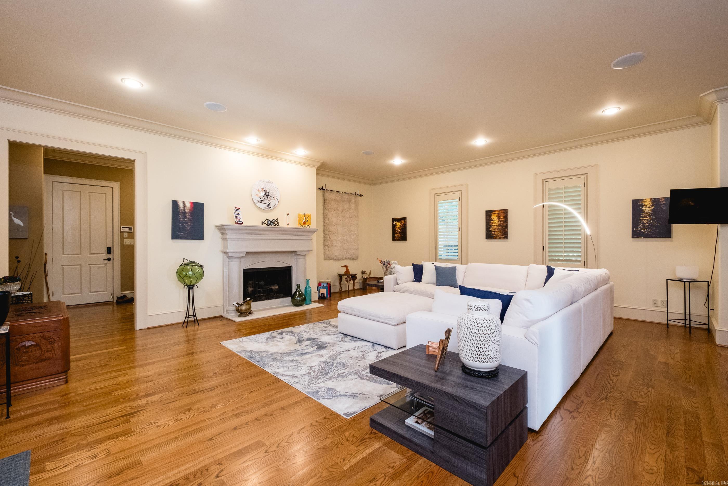 CHENAL VALLEY THE OAKS - Residential