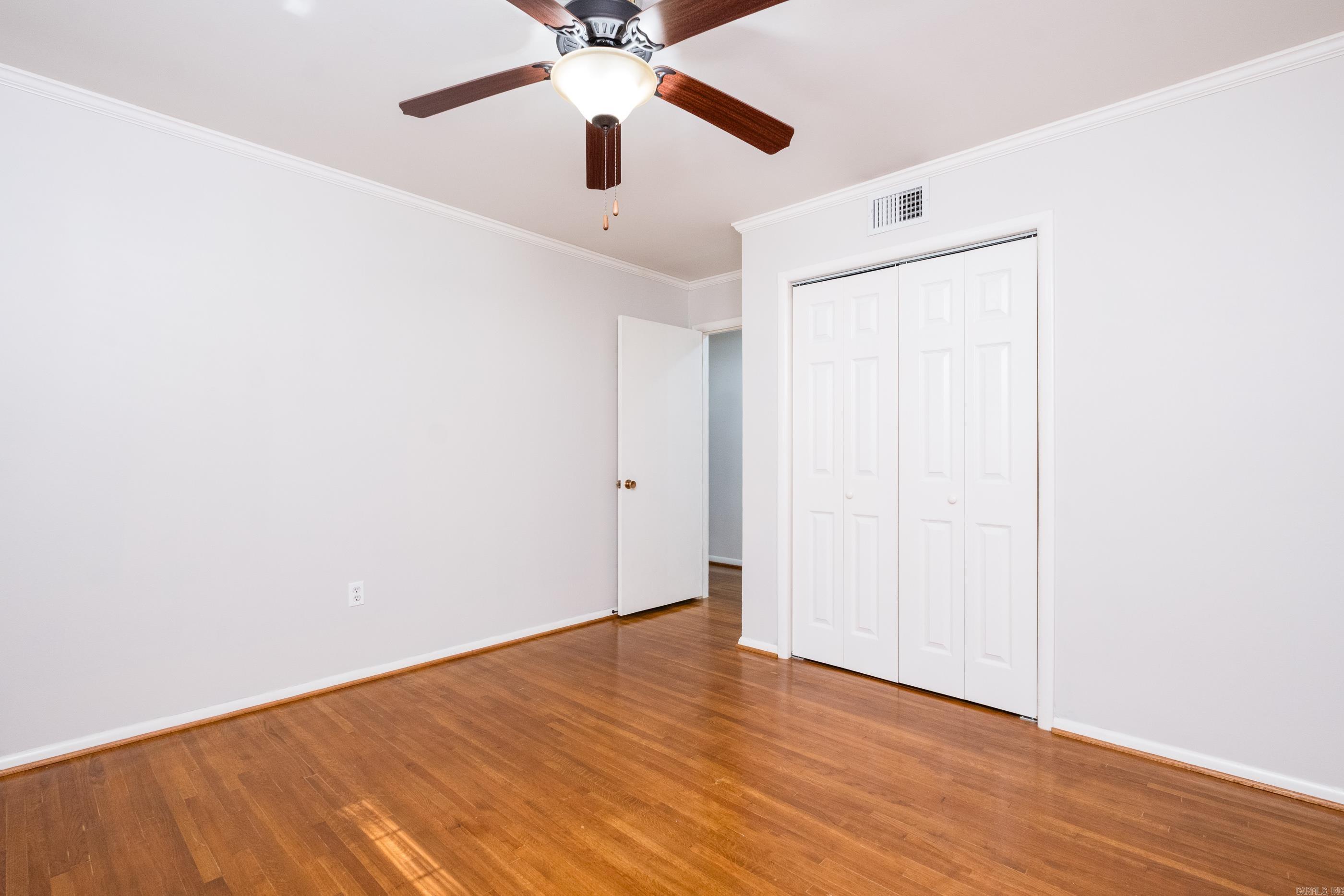 HALL PLAZA - Residential