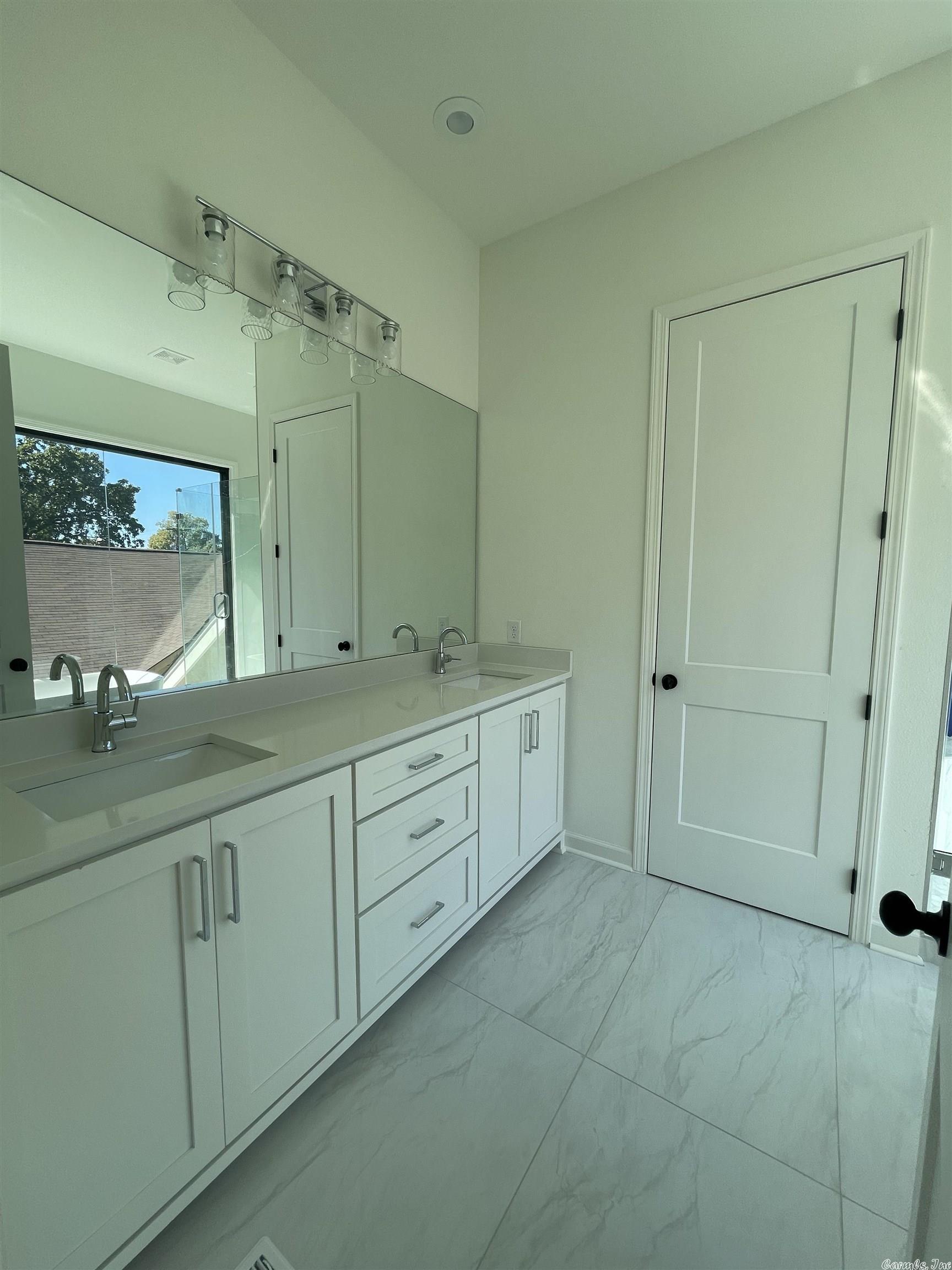 MCGEHEE - Residential