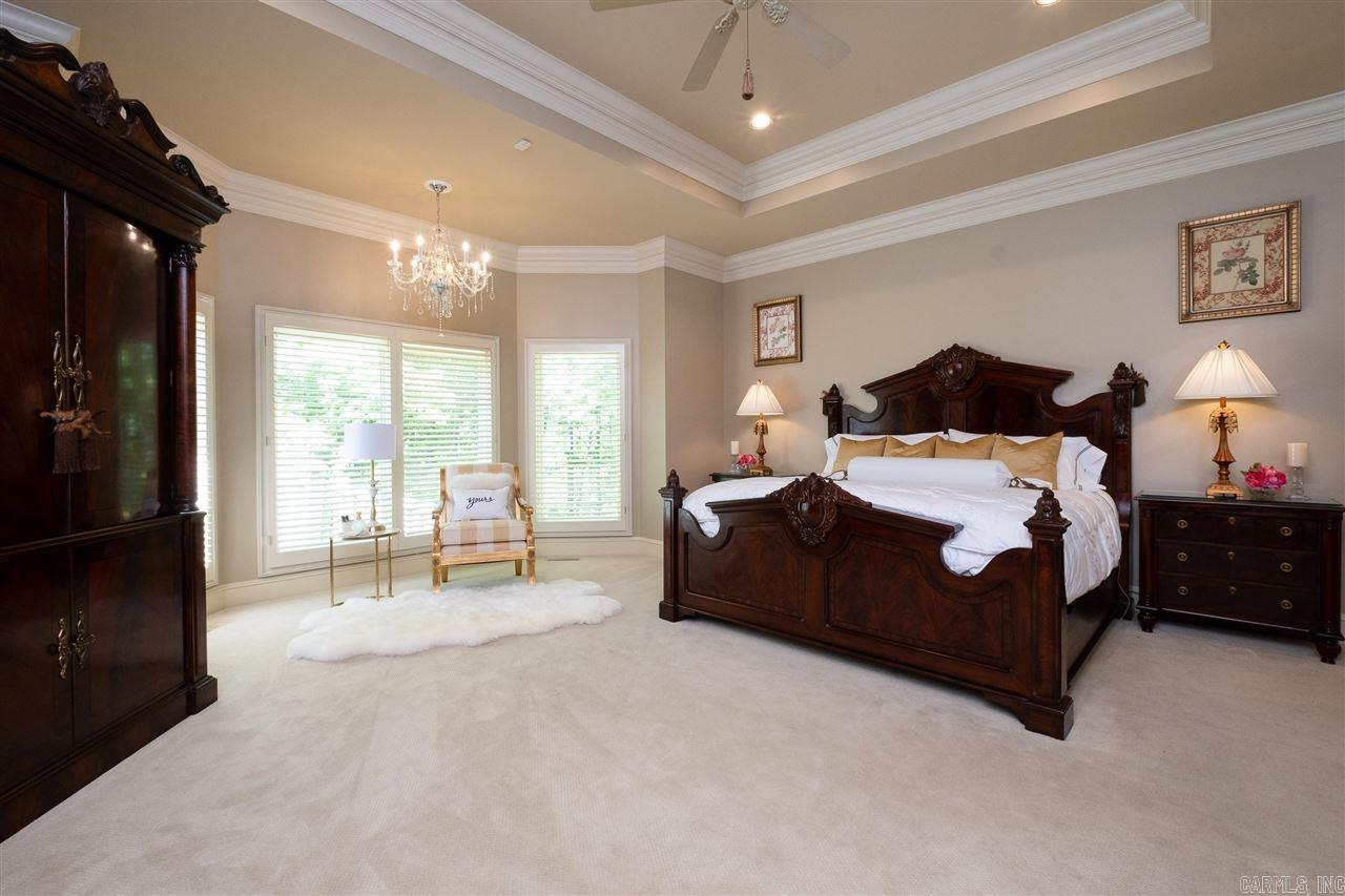 CHENAL DOWNS - Residential
