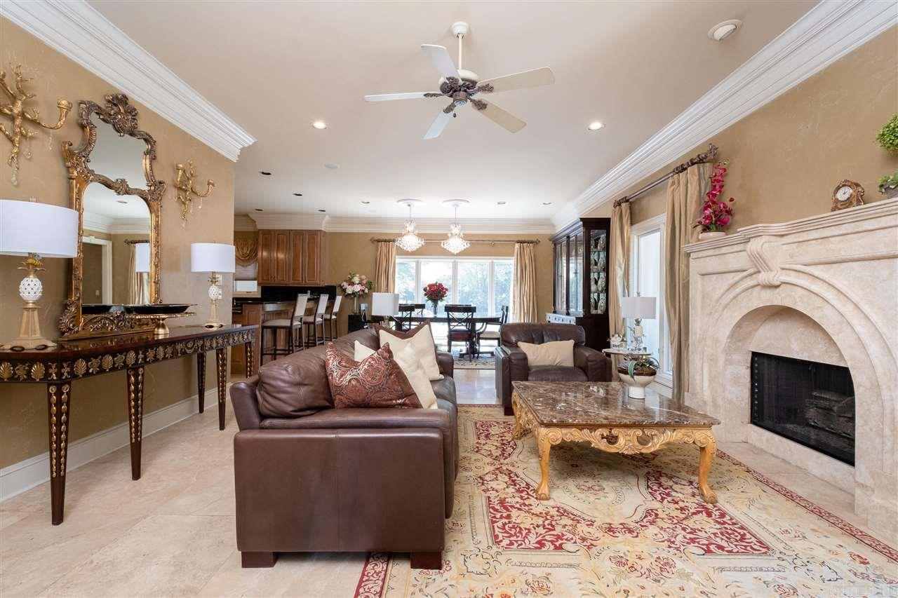 CHENAL DOWNS - Residential