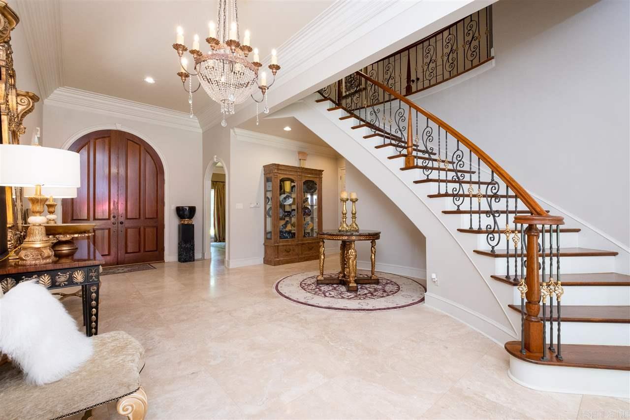 CHENAL DOWNS - Residential