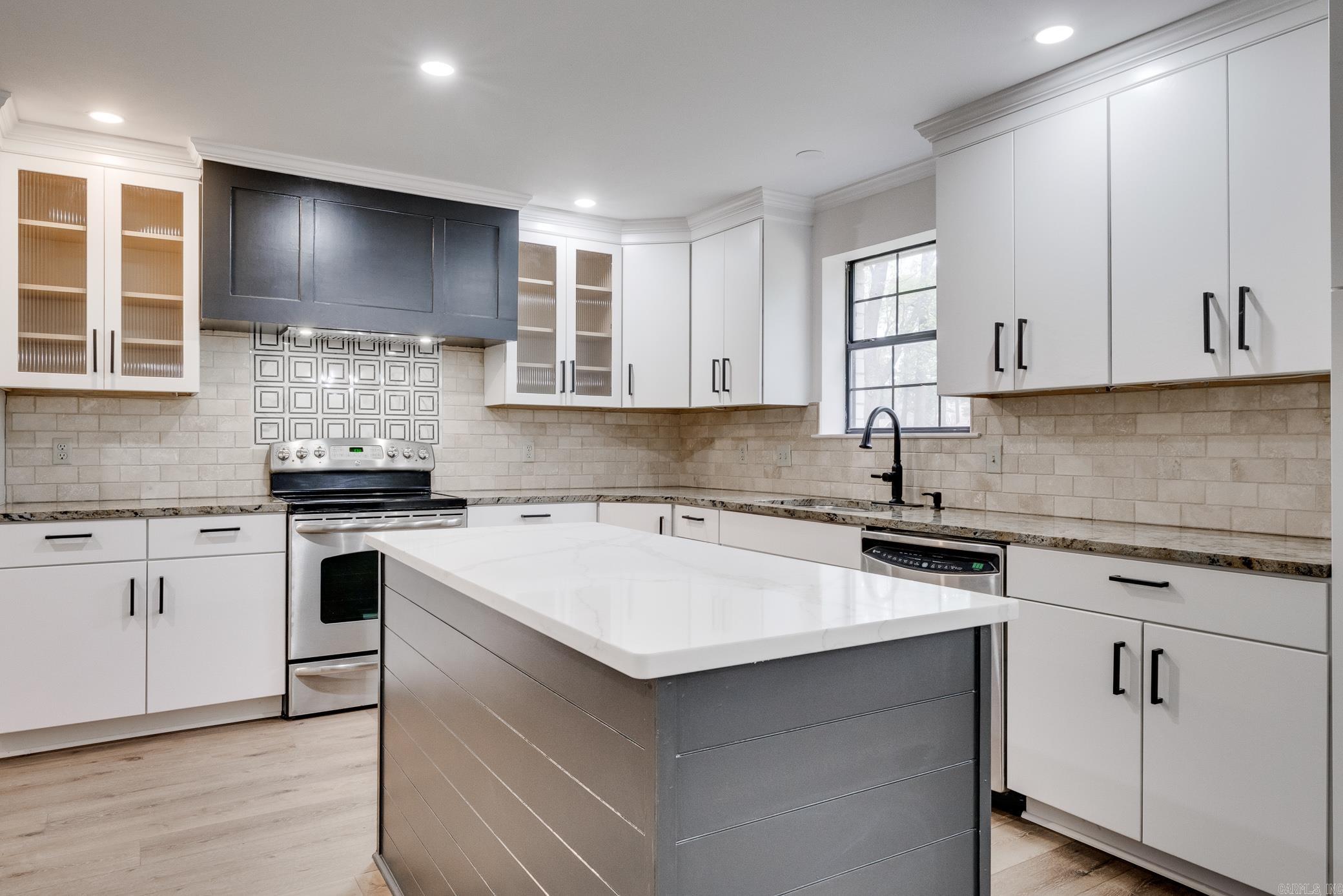 RIVERLAND - Residential