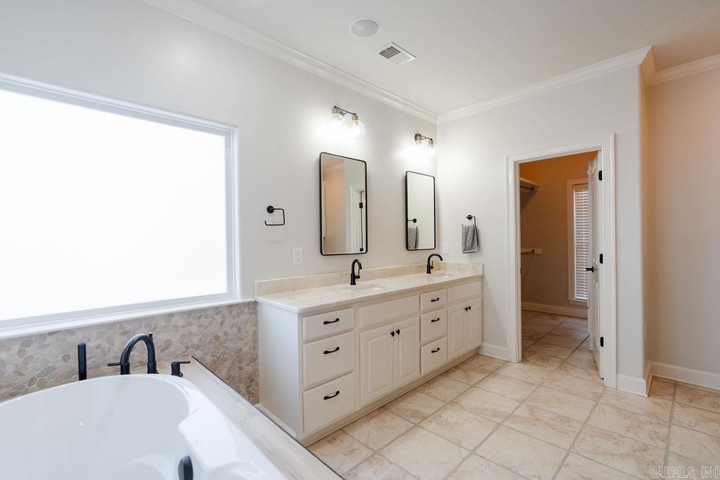 Hawks Point - Residential