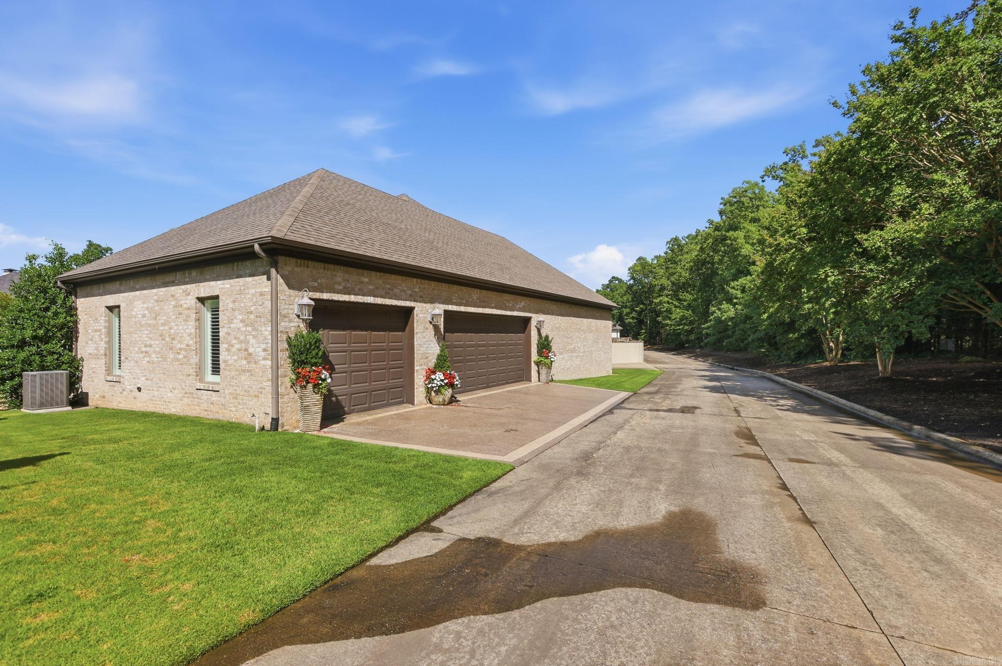 CHENAL VALLEY HALLEN COURT - Residential