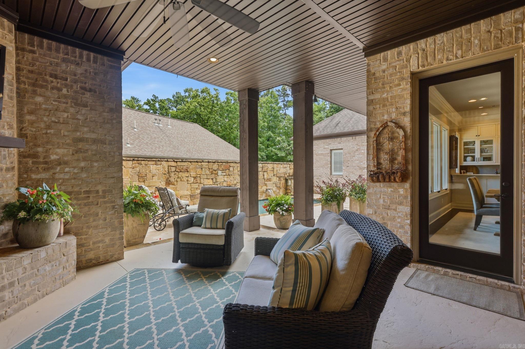 CHENAL VALLEY HALLEN COURT - Residential