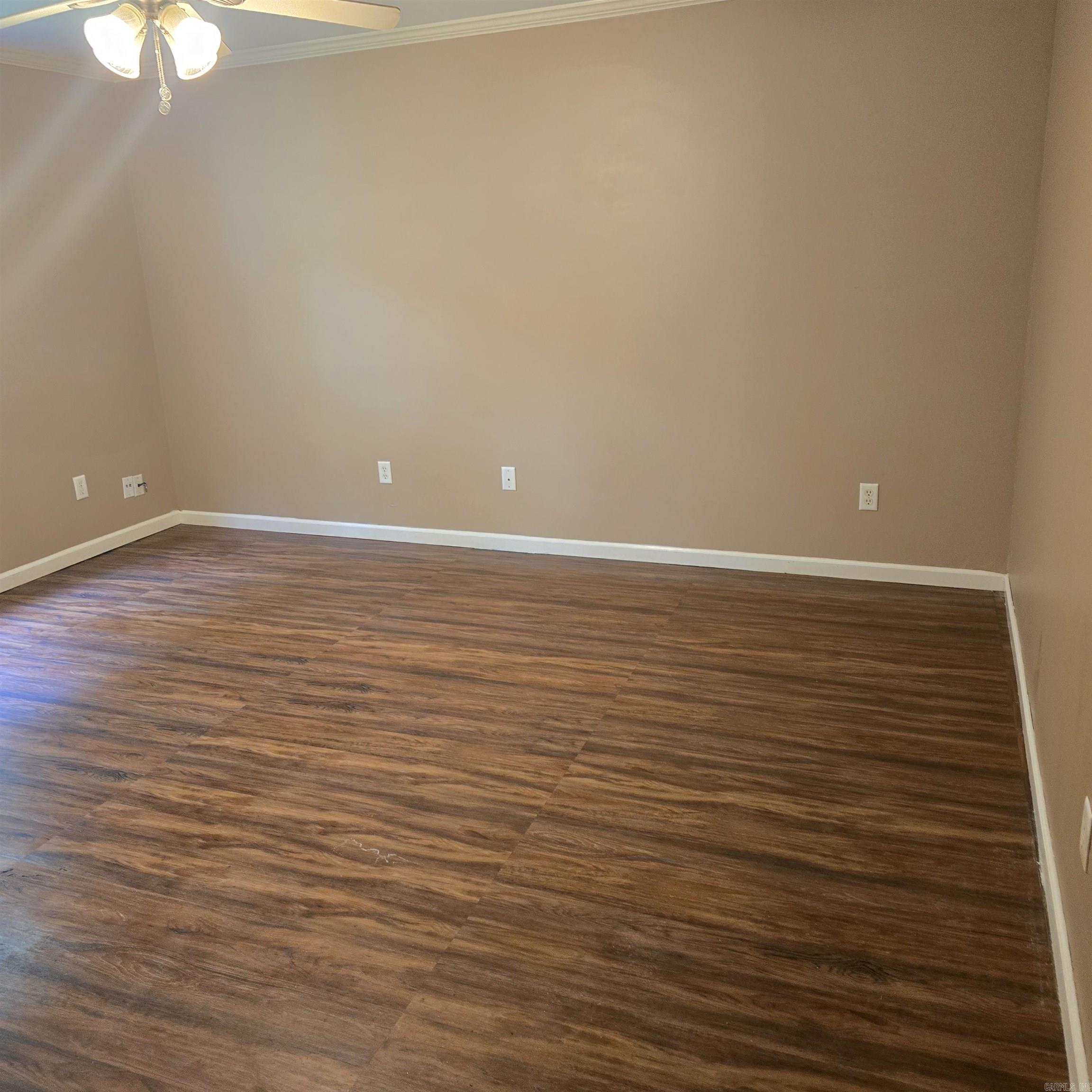John Barrow 7L - Residential Lease