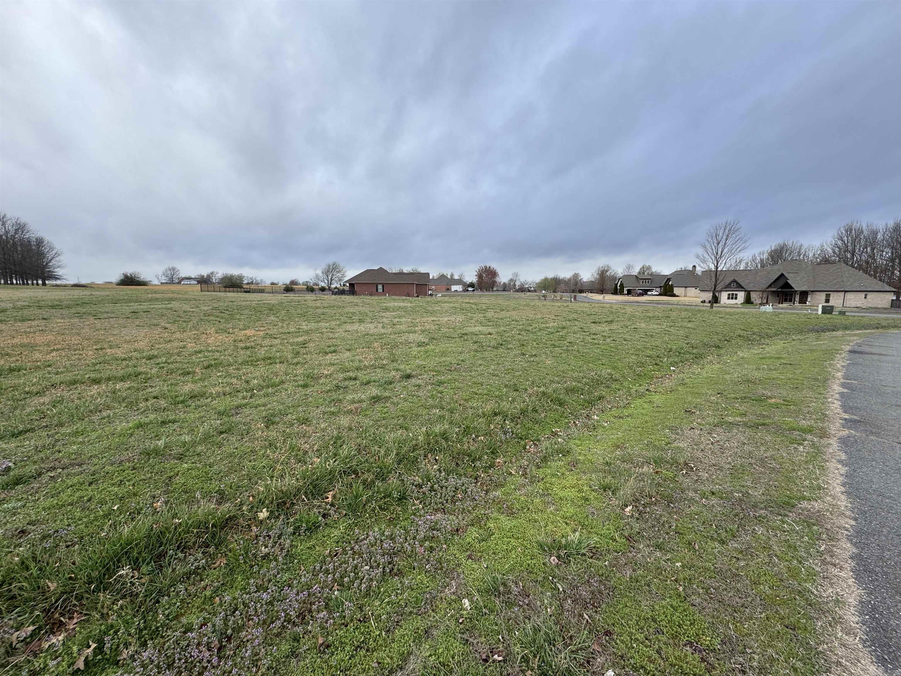 Win Meadow - Land