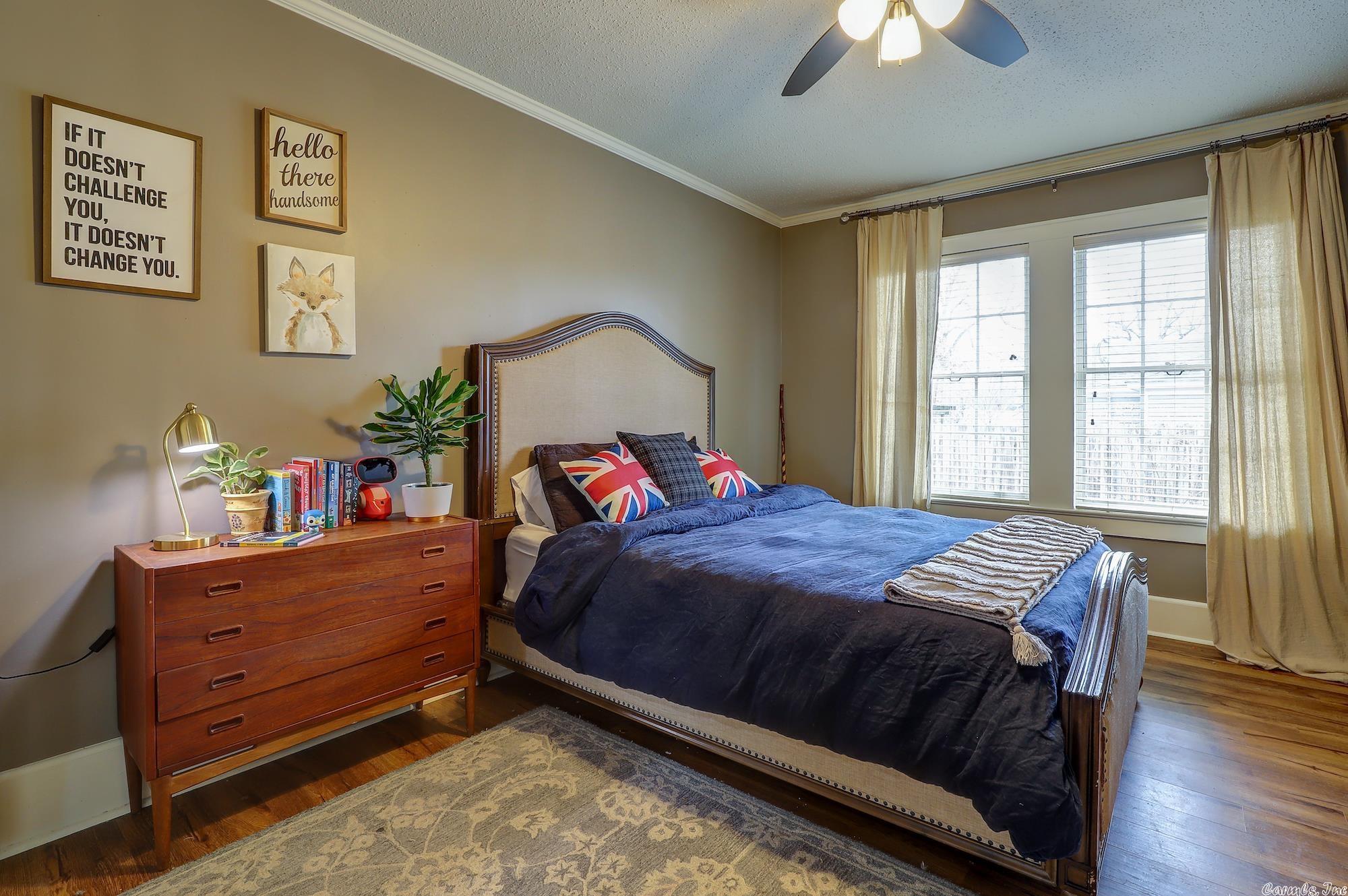 SCOTT & JONES - Residential