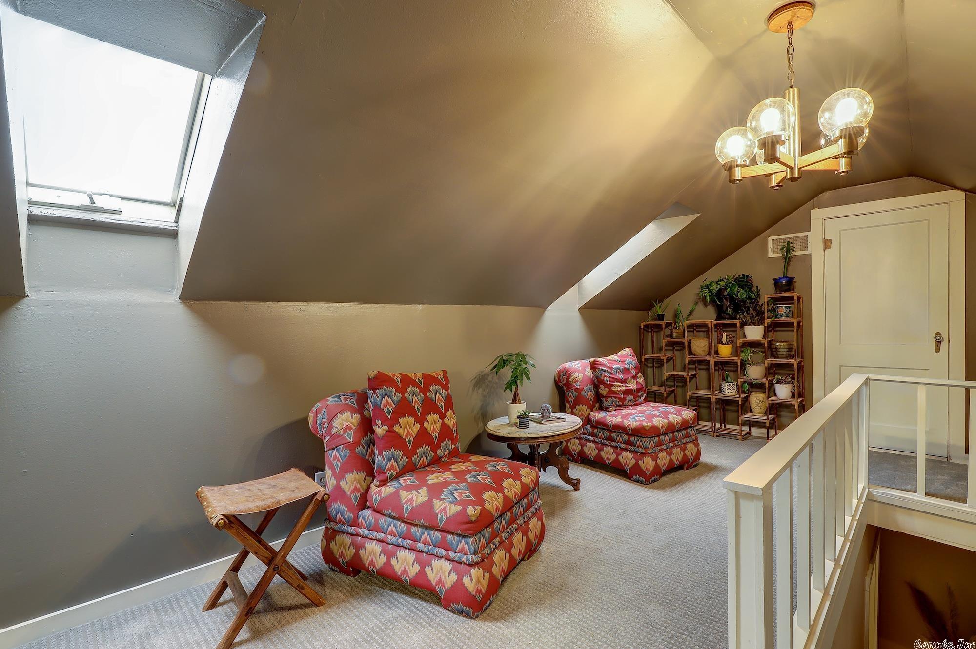 SCOTT & JONES - Residential