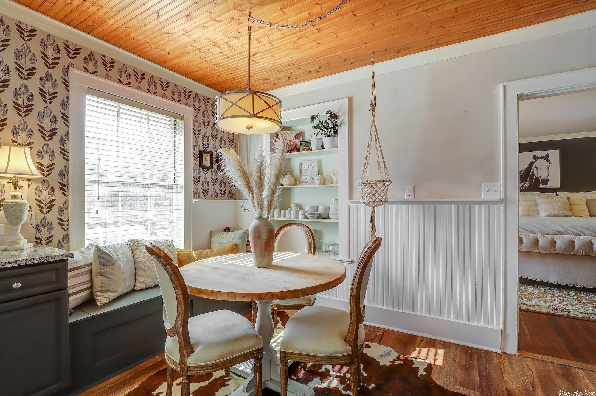 SCOTT & JONES - Residential