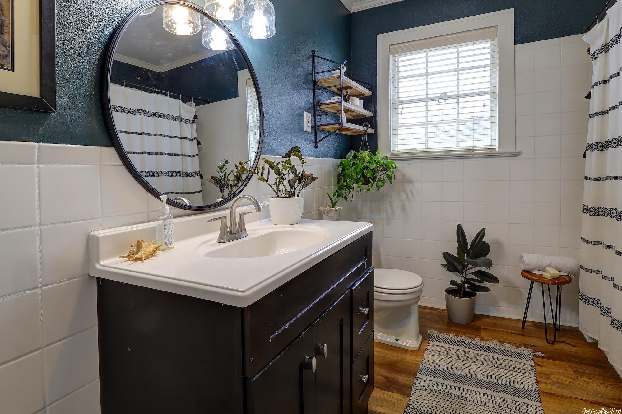SCOTT & JONES - Residential