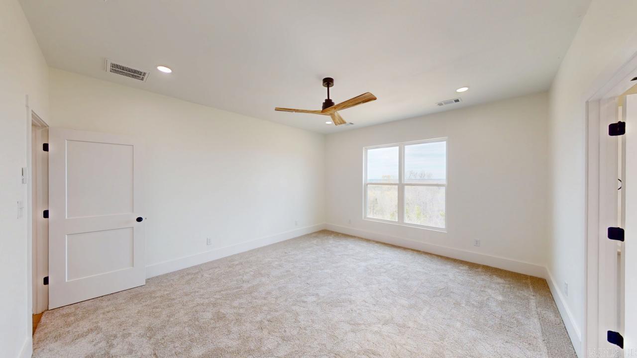Seven Point Lake - Residential