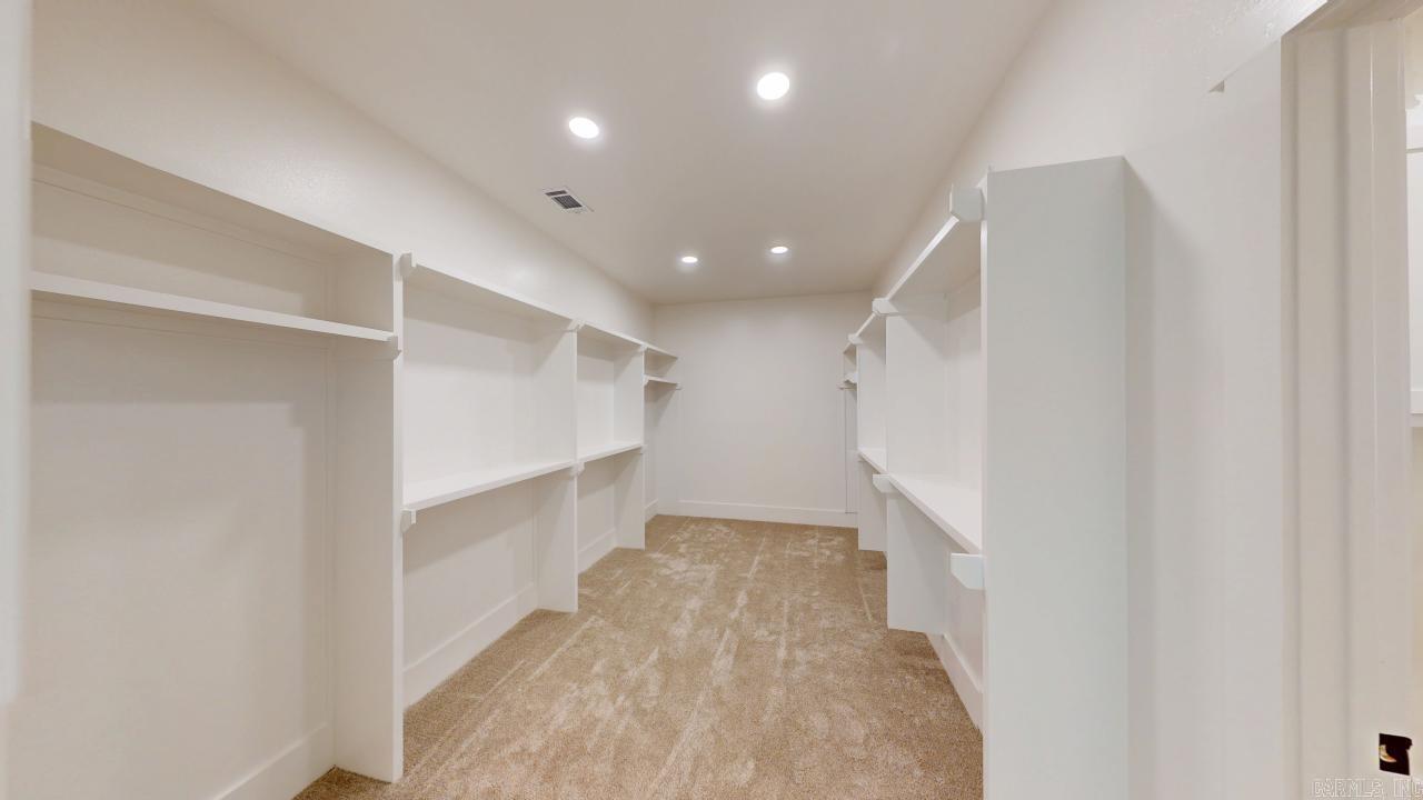 Seven Point Lake - Residential
